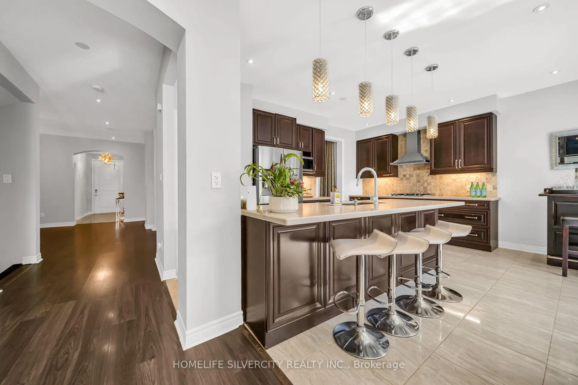 Photo 18 of 23 Ross Wright Avenue, Clarington, Bowmanville — HOMEH