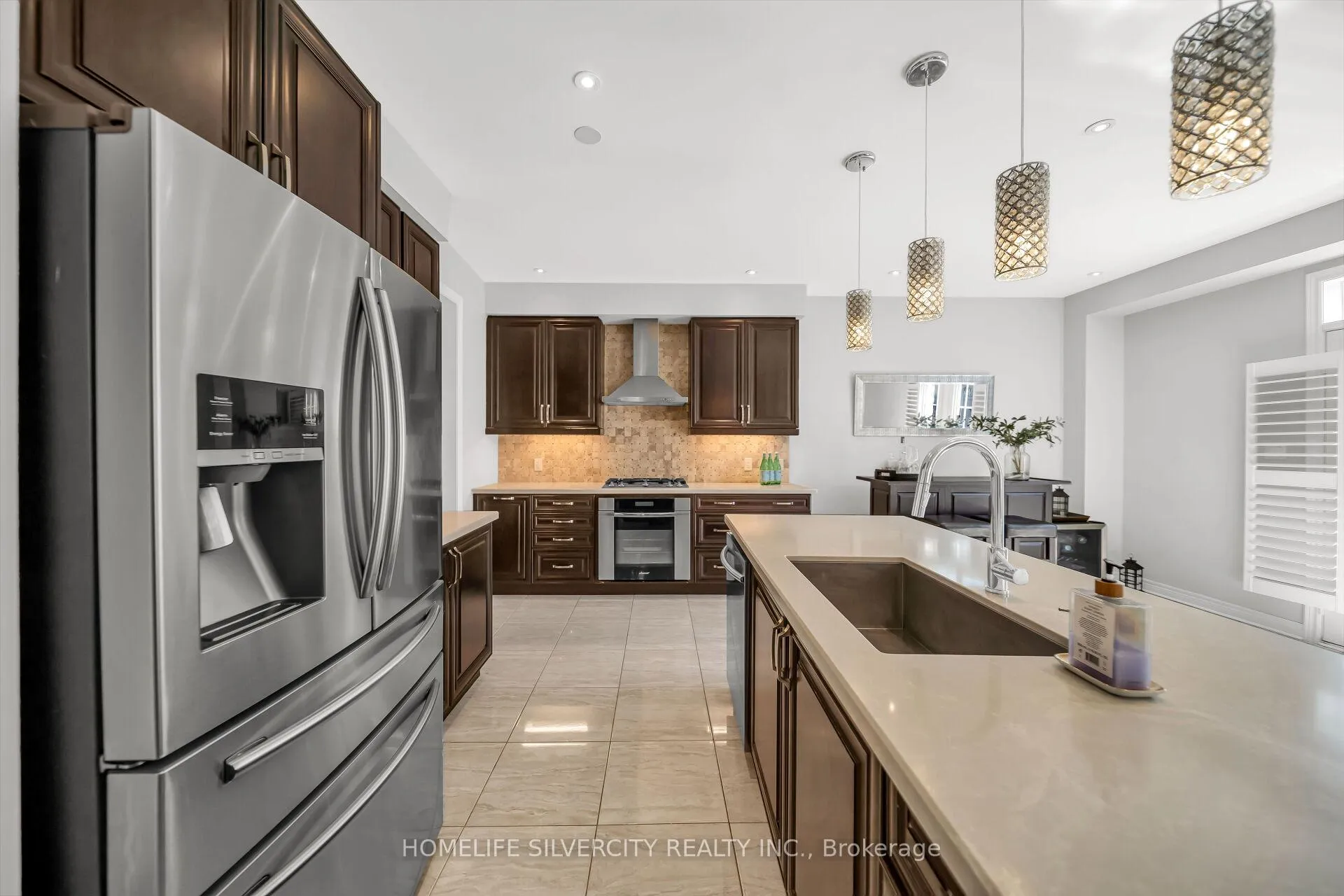 Photo 19 of 23 Ross Wright Avenue, Clarington, Bowmanville — HOMEH
