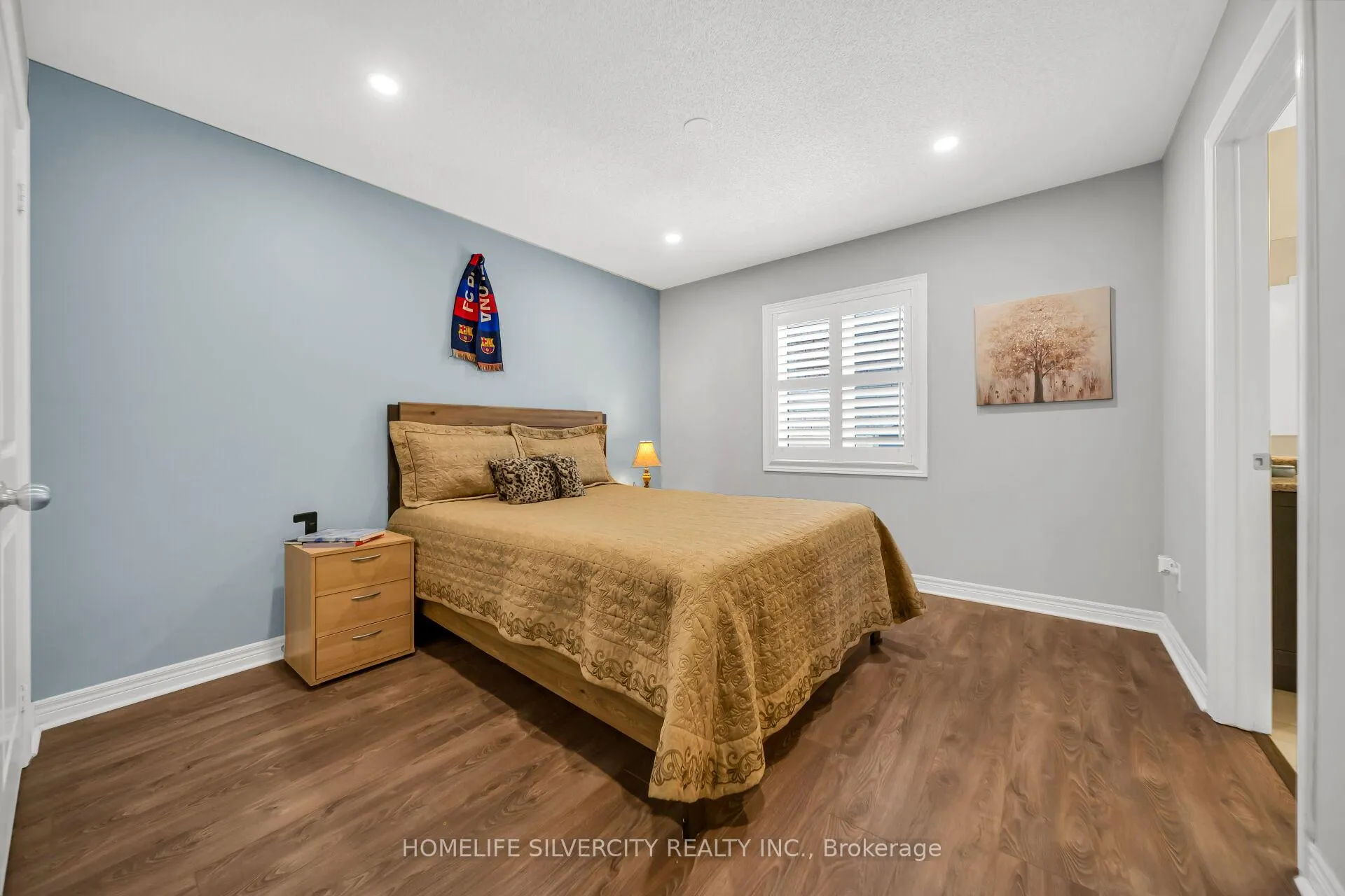 Photo 28 of 23 Ross Wright Avenue, Clarington, Bowmanville — HOMEH