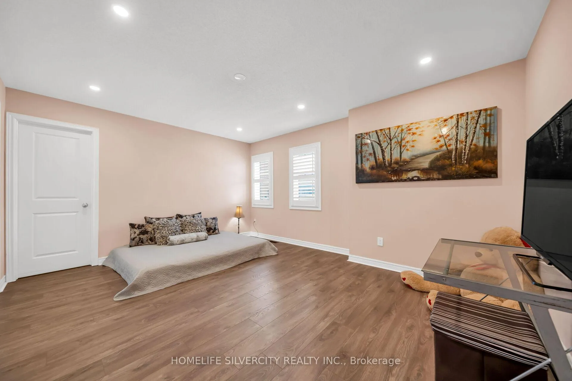 Photo 31 of 23 Ross Wright Avenue, Clarington, Bowmanville — HOMEH