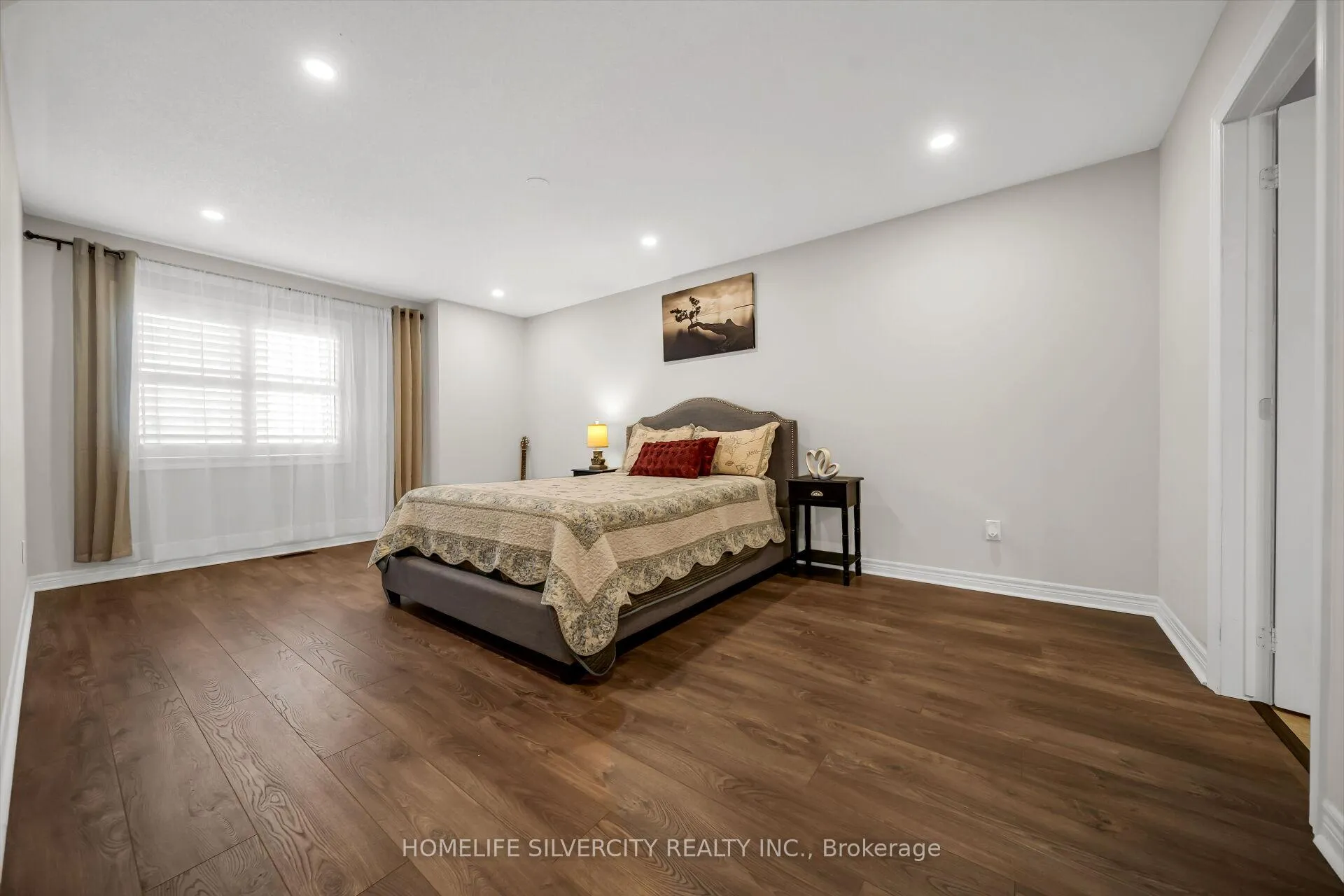 Photo 33 of 23 Ross Wright Avenue, Clarington, Bowmanville — HOMEH