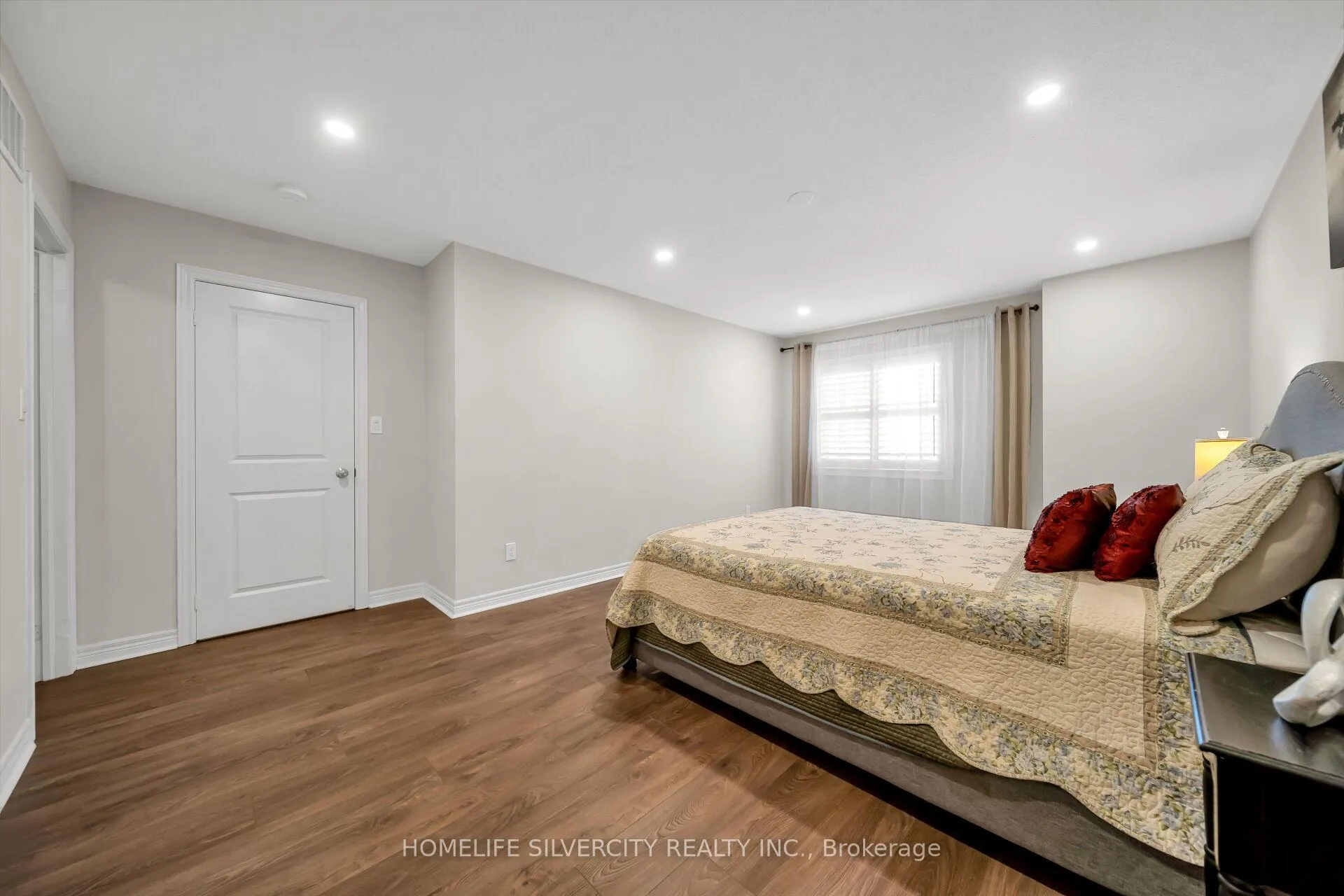 Photo 34 of 23 Ross Wright Avenue, Clarington, Bowmanville — HOMEH