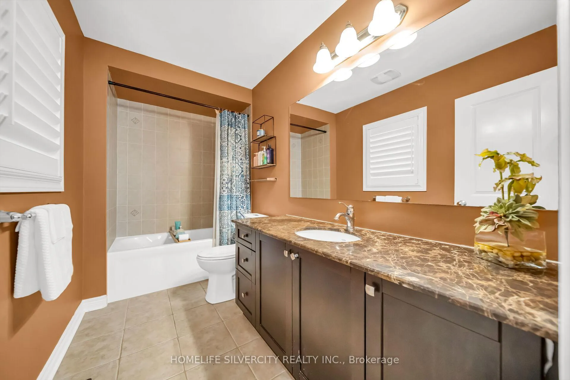 Photo 35 of 23 Ross Wright Avenue, Clarington, Bowmanville — HOMEH