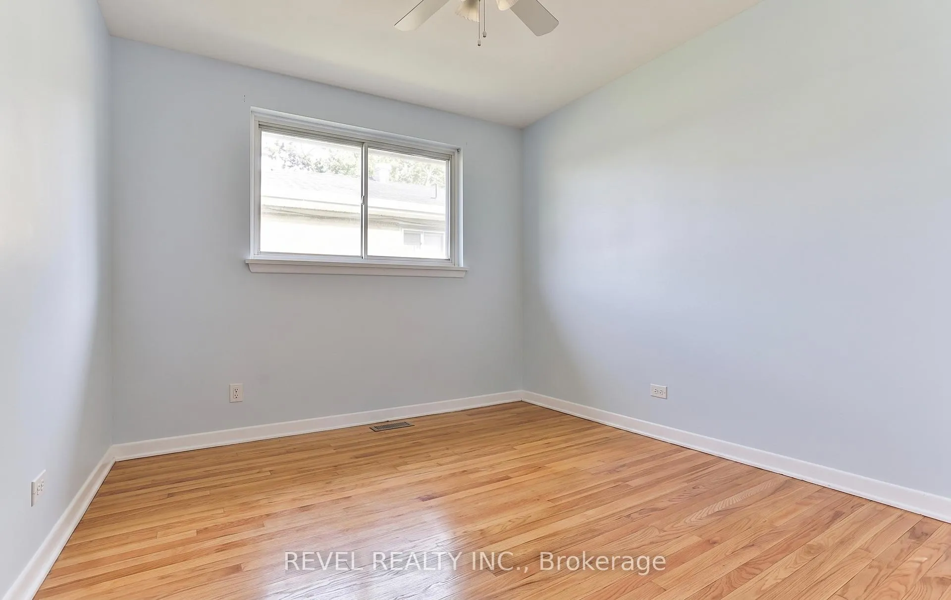 Photo 11 of 16 Ravenview Drive, Scarborough, West Hill — HOMEH
