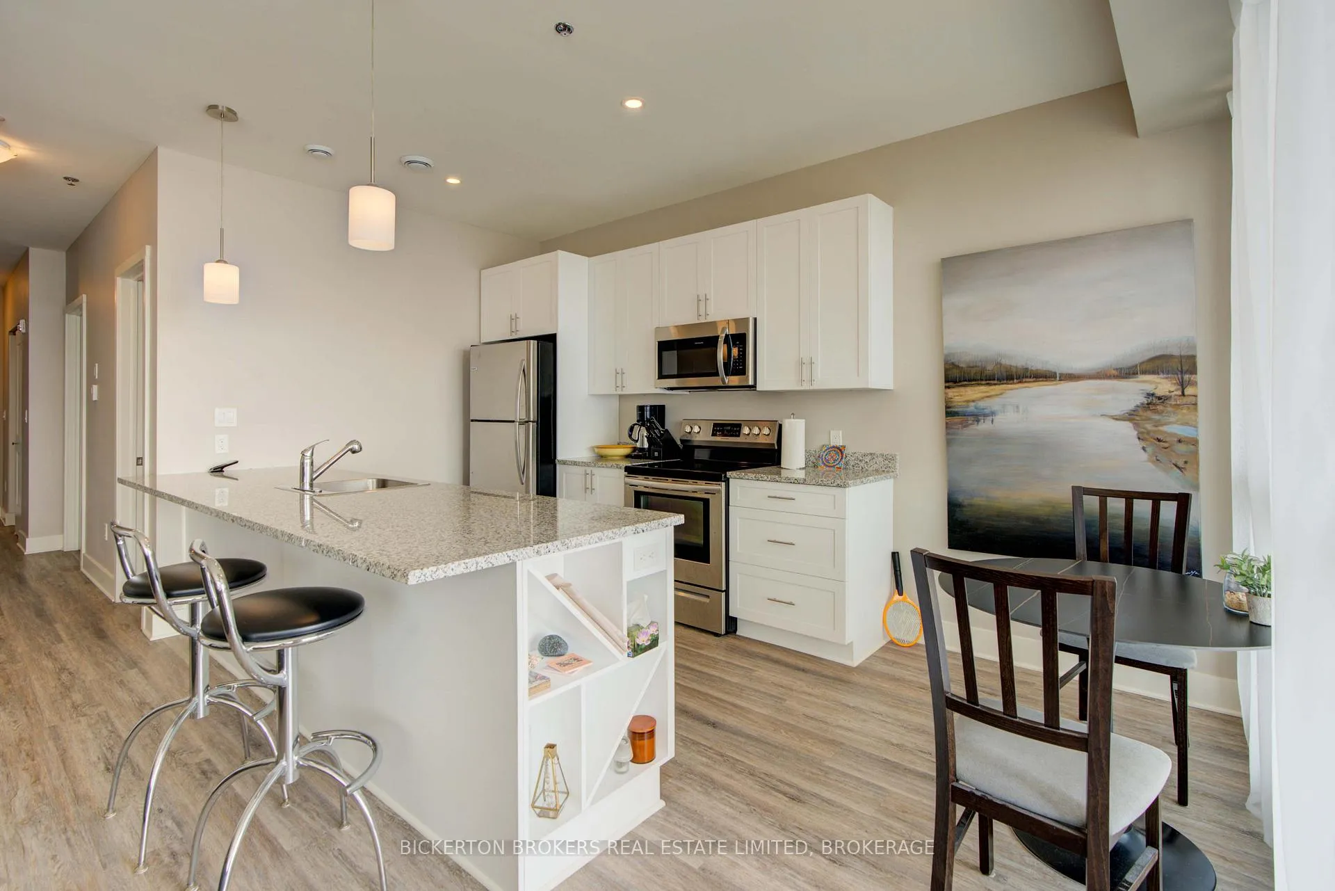 Photo 5 of Unit 406, 130 Water Street, Gananoque — HOMEH