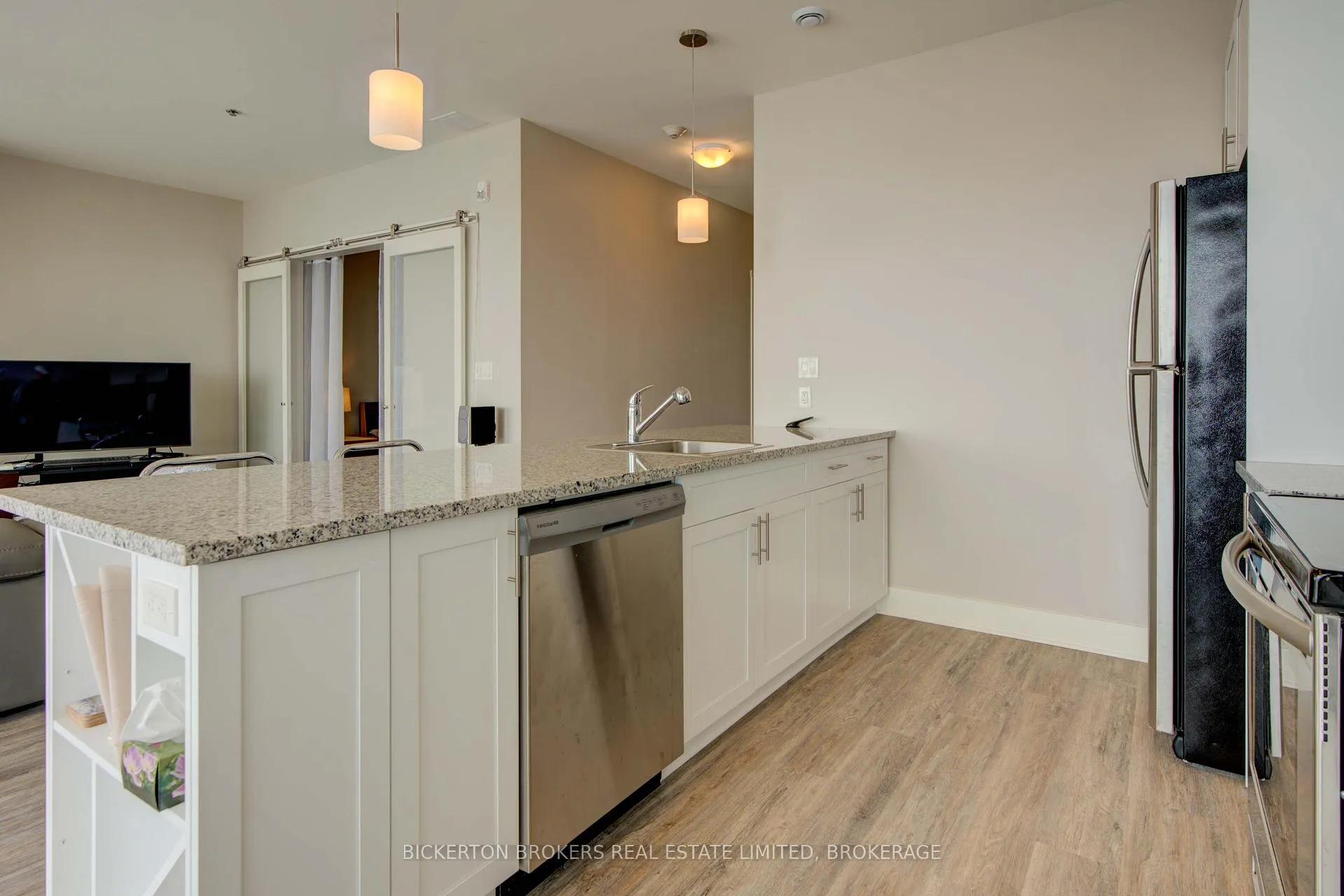 Photo 6 of Unit 406, 130 Water Street, Gananoque — HOMEH