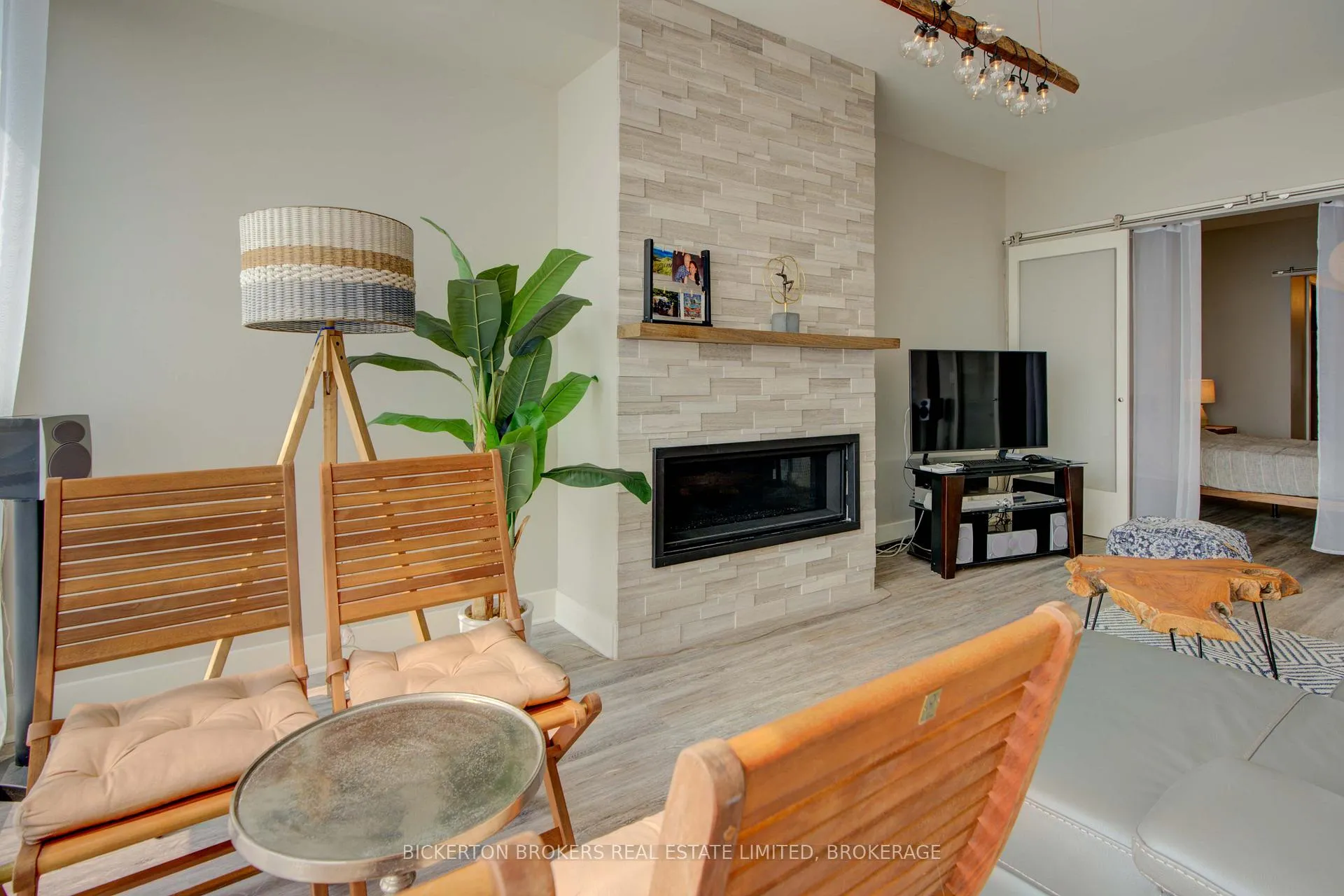 Photo 23 of Unit 406, 130 Water Street, Gananoque — HOMEH