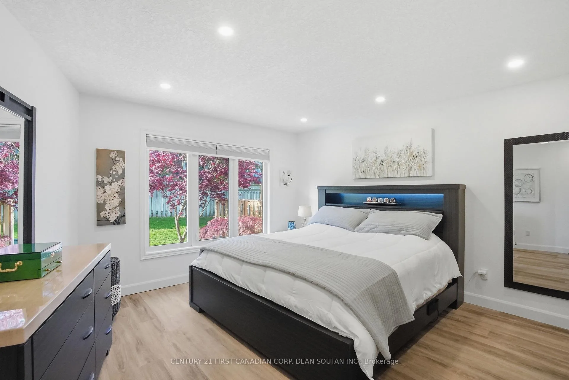 Photo 21 of Unit 21, 505 Cranbrook Road, London, South L — HOMEH