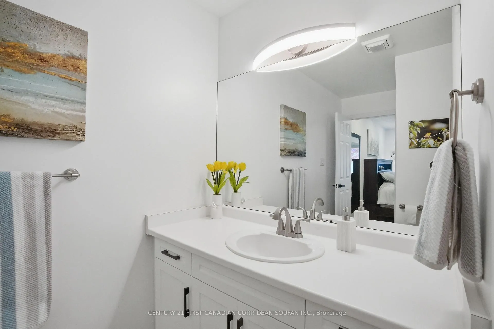 Photo 24 of Unit 21, 505 Cranbrook Road, London, South L — HOMEH