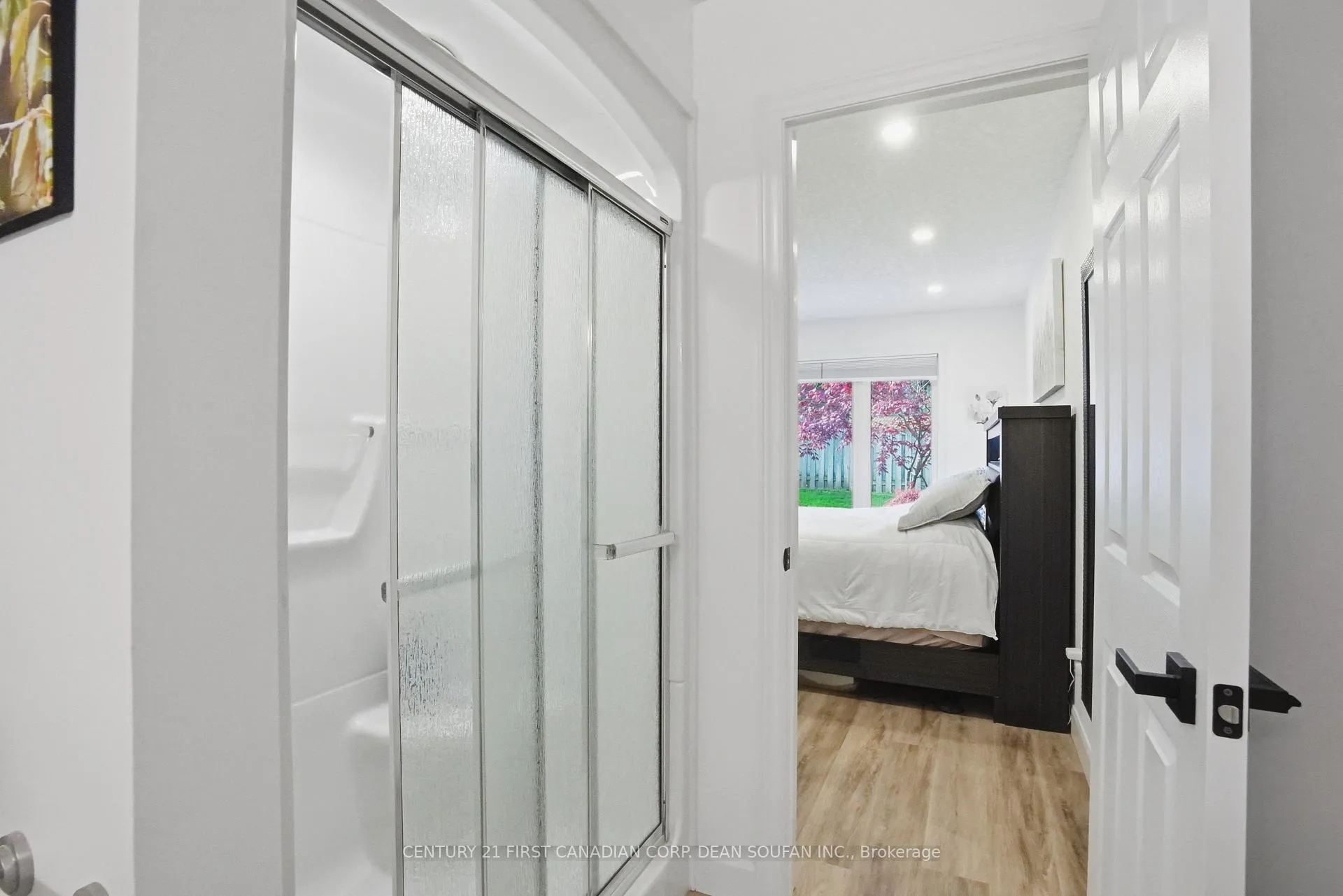 Photo 25 of Unit 21, 505 Cranbrook Road, London, South L — HOMEH