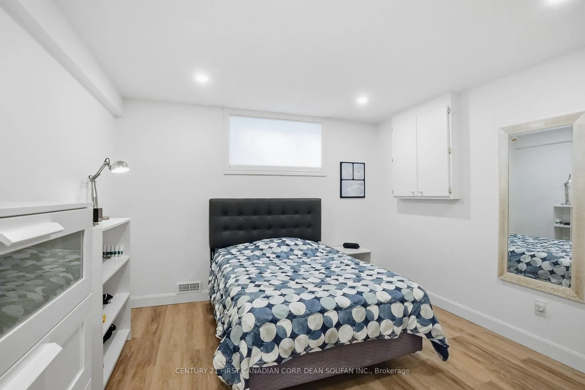 Photo 36 of Unit 21, 505 Cranbrook Road, London, South L — HOMEH