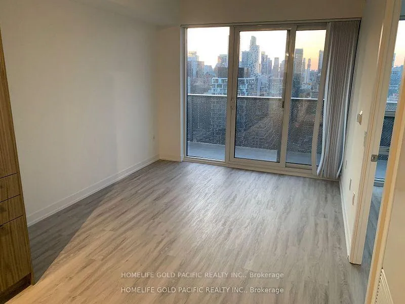 Photo 5 of Unit 3502, 55 Cooper Street, Toronto, Waterfront Communities — HOMEH