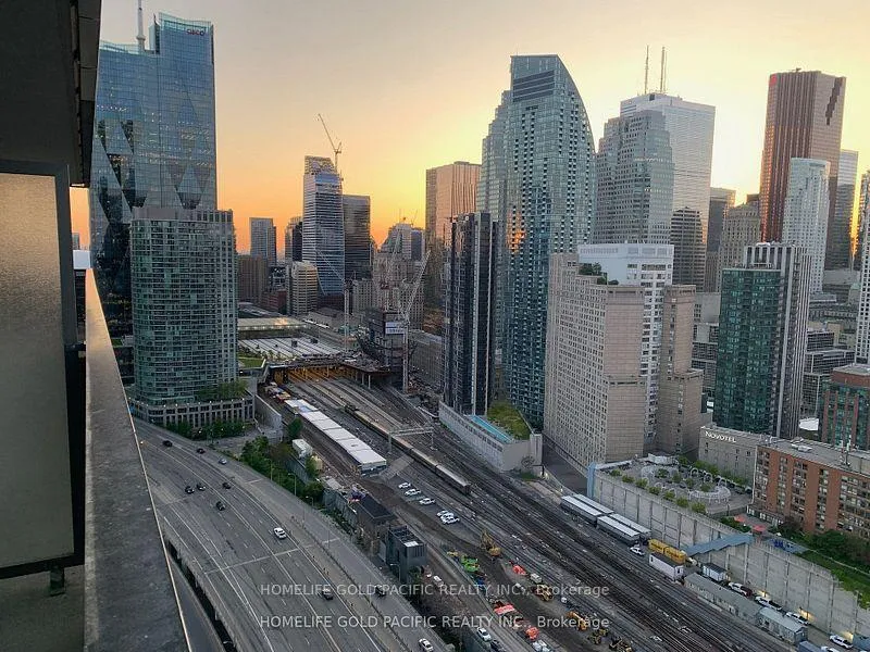 Photo 16 of Unit 3502, 55 Cooper Street, Toronto, Waterfront Communities — HOMEH