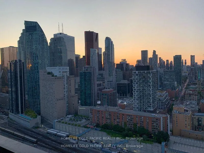 Photo 18 of Unit 3502, 55 Cooper Street, Toronto, Waterfront Communities — HOMEH
