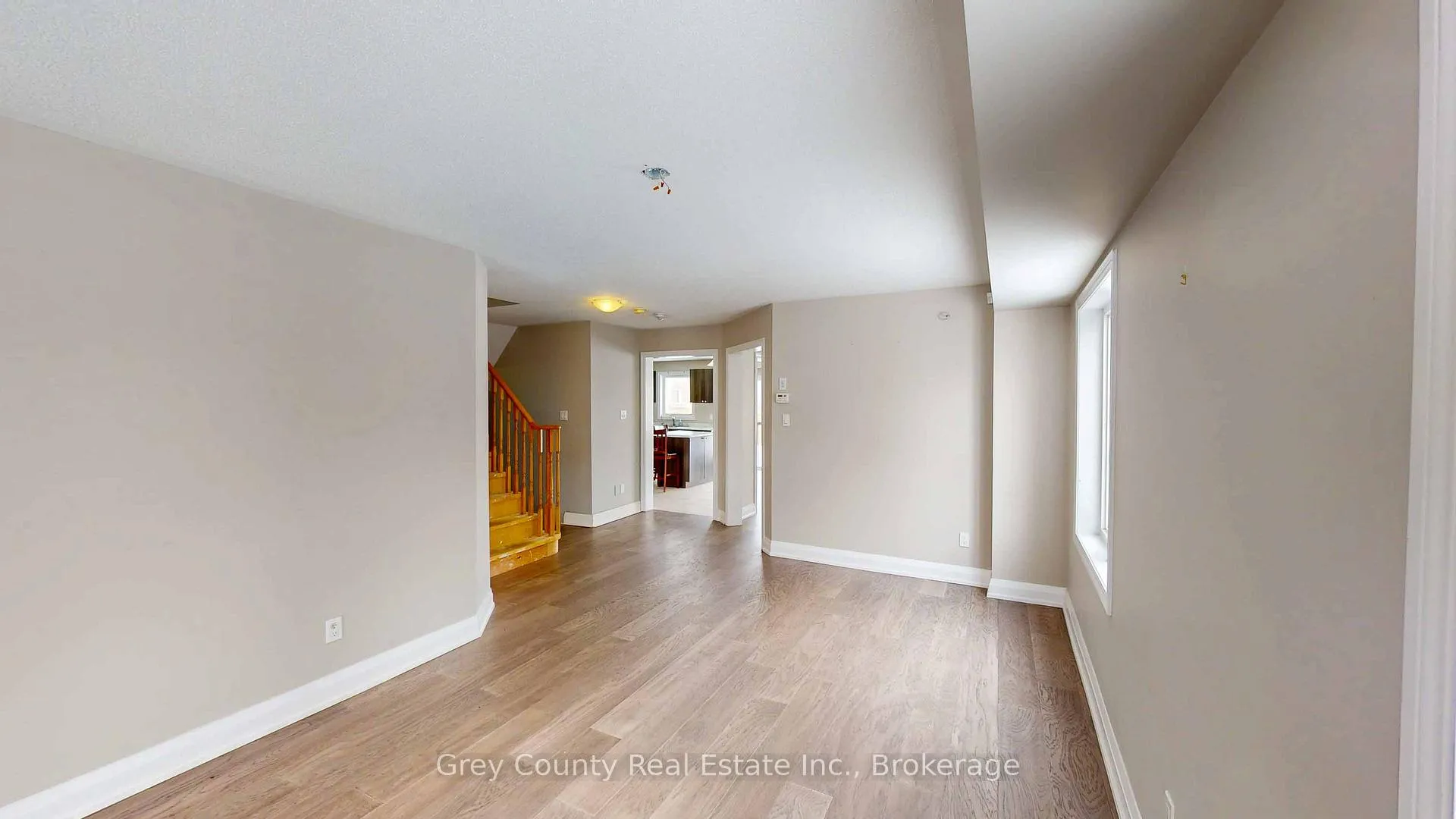 Photo 9 of 412 Hagan Street E, Southgate — HOMEH