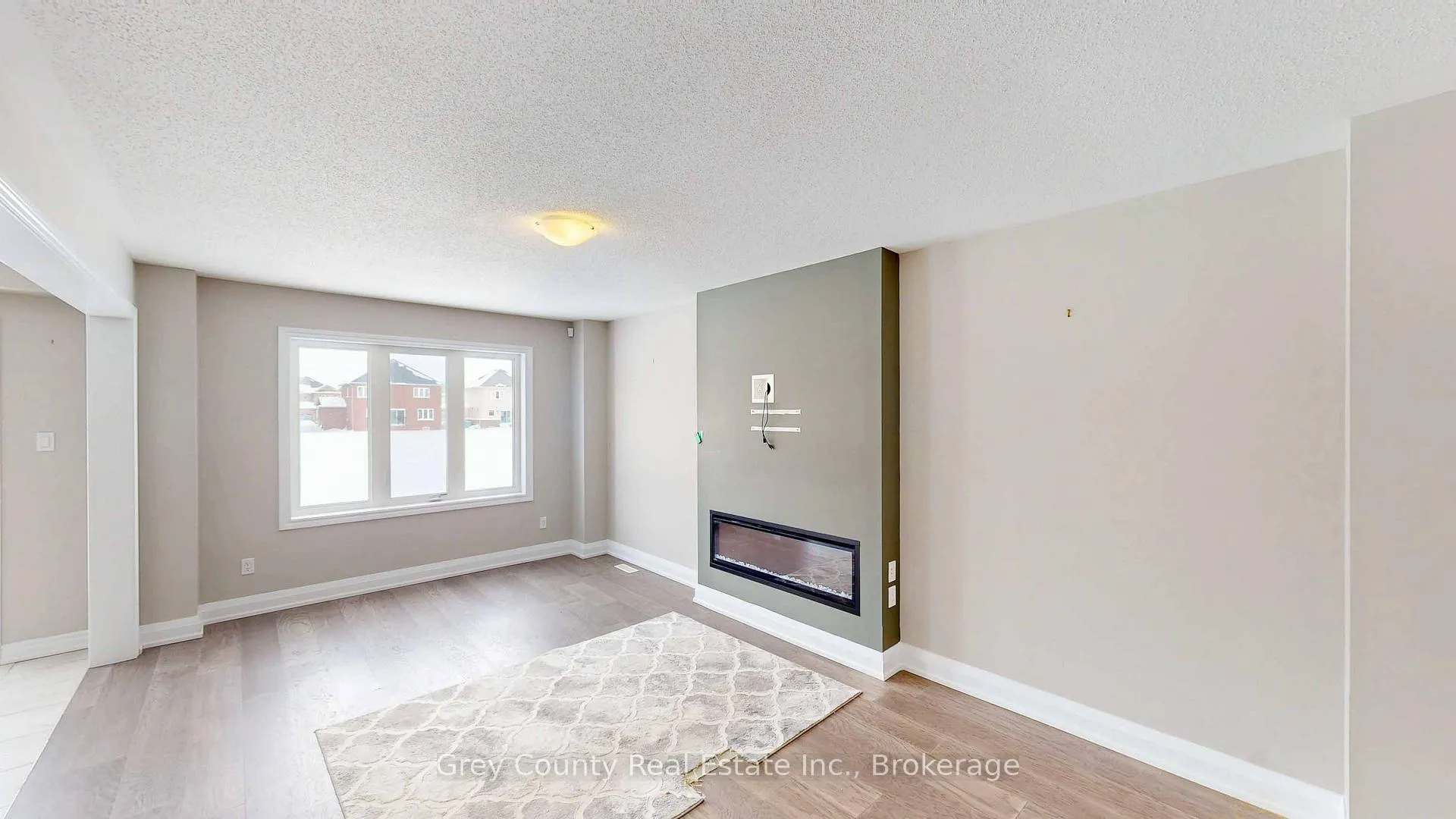 Photo 15 of 412 Hagan Street E, Southgate — HOMEH