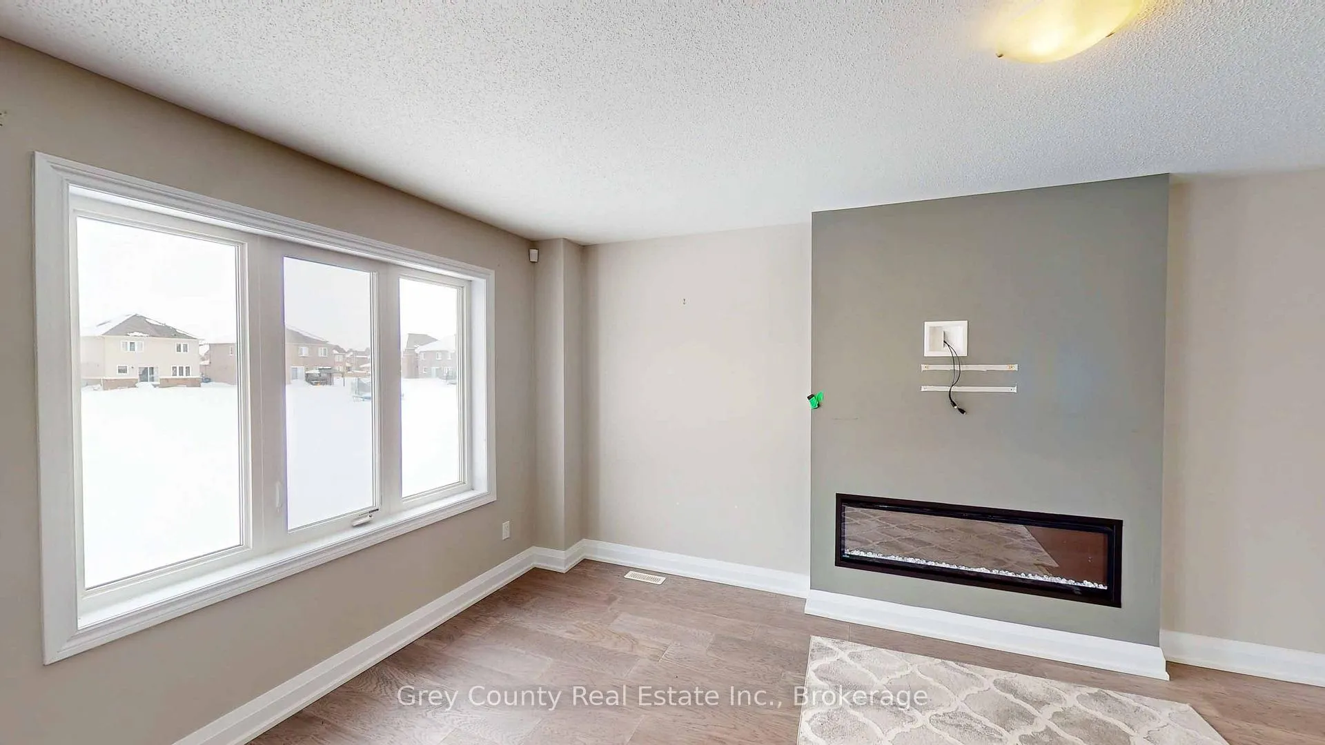 Photo 18 of 412 Hagan Street E, Southgate — HOMEH