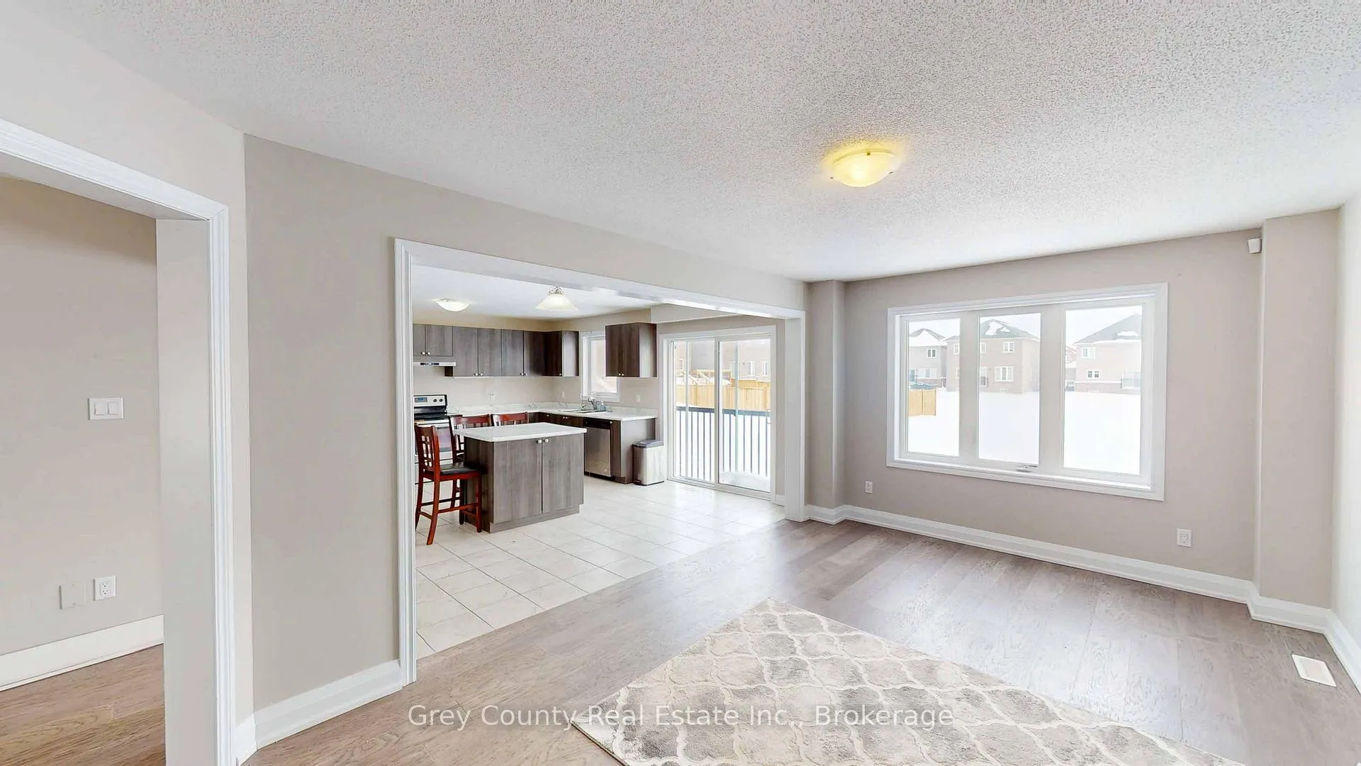 Photo 19 of 412 Hagan Street E, Southgate — HOMEH