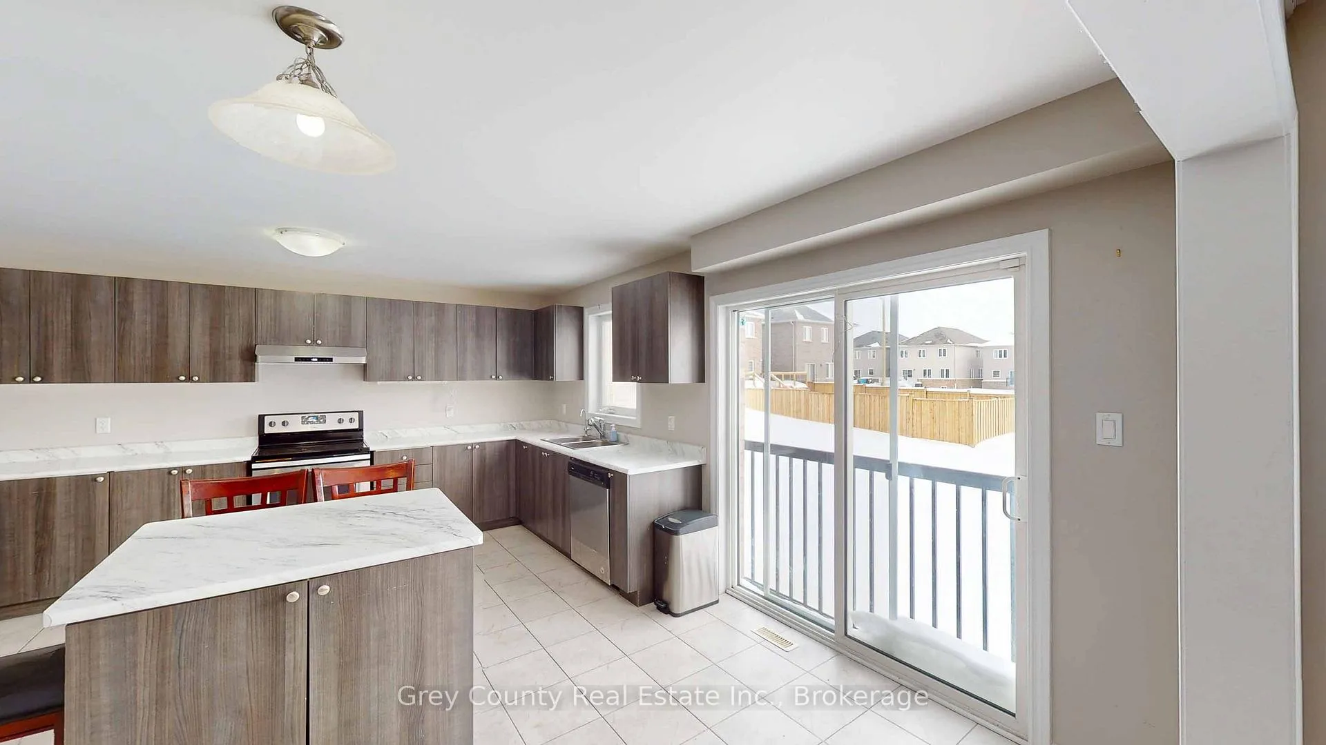 Photo 24 of 412 Hagan Street E, Southgate — HOMEH