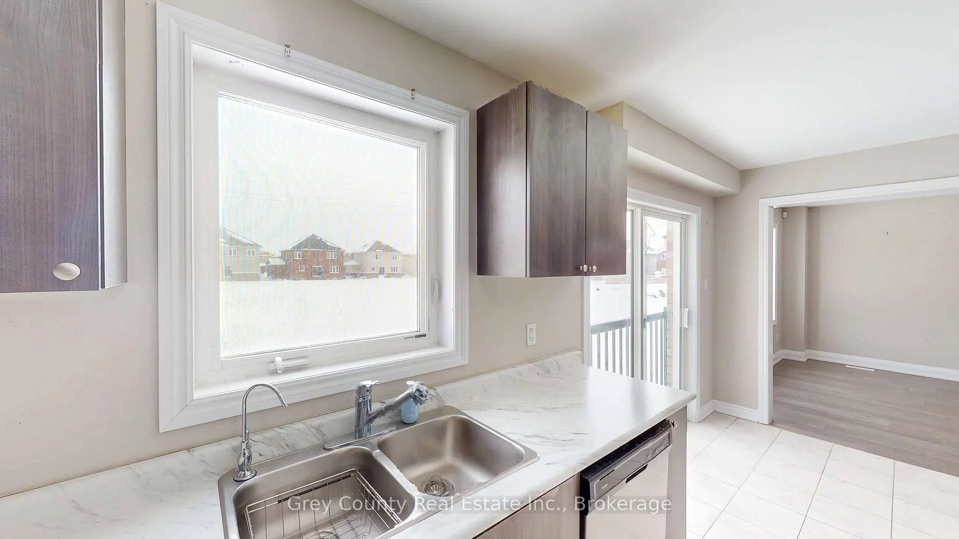 Photo 31 of 412 Hagan Street E, Southgate — HOMEH