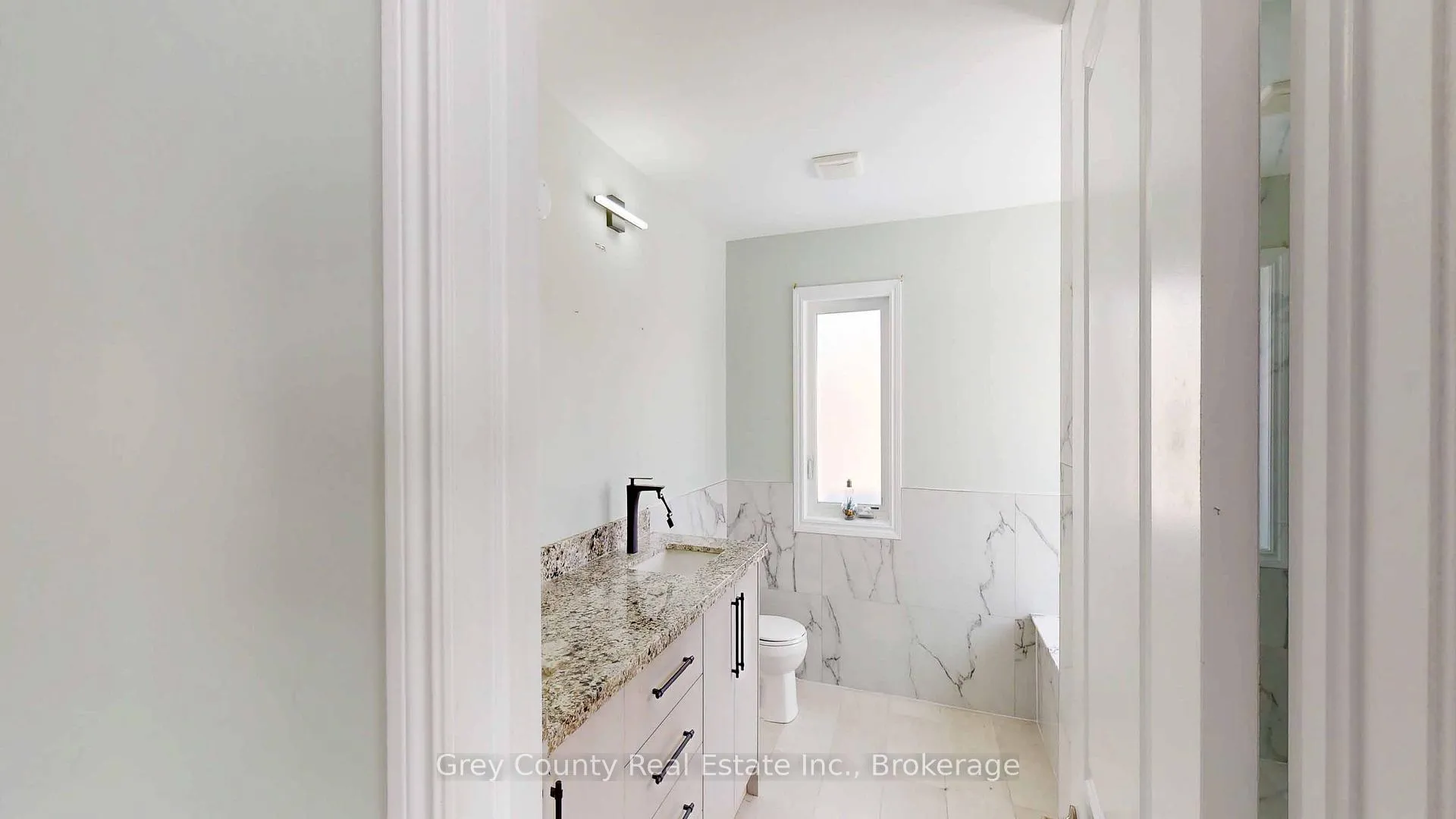 Photo 41 of 412 Hagan Street E, Southgate — HOMEH