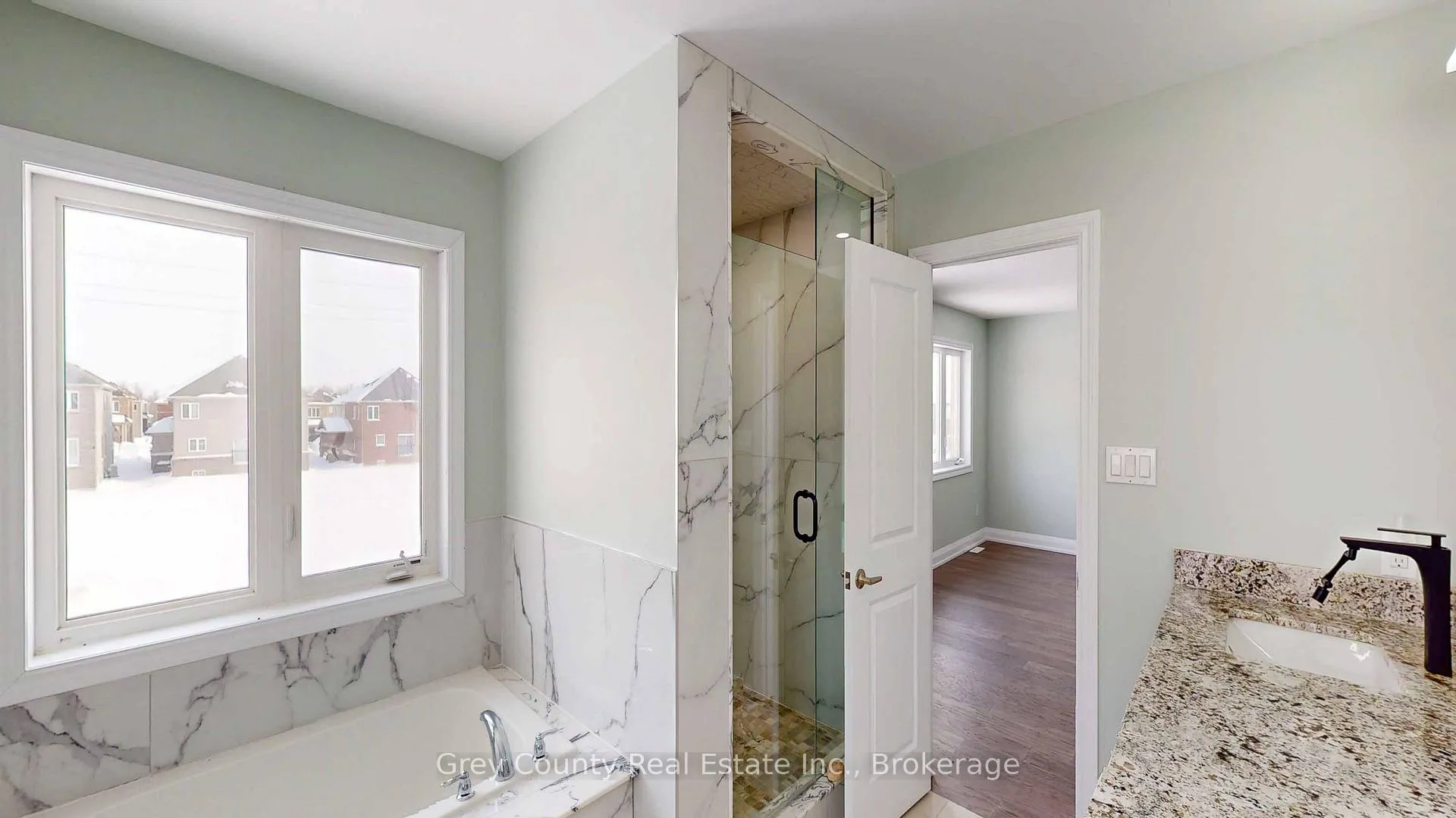Photo 43 of 412 Hagan Street E, Southgate — HOMEH