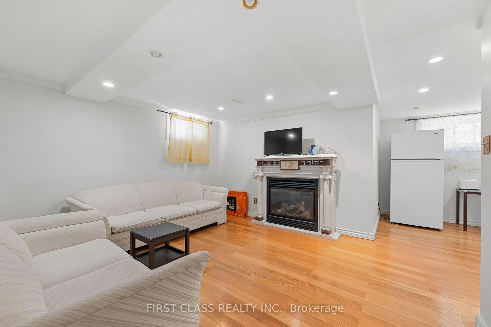 Photo 33 of 24 Brookland Avenue, Aurora, Aurora Highlands — HOMEH