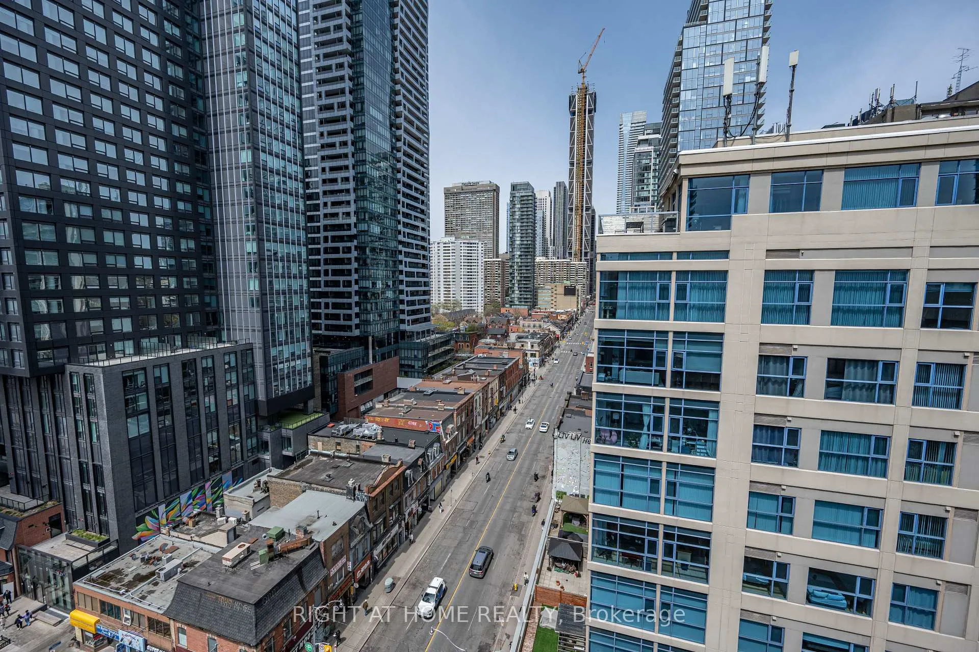 Photo 10 of Unit 802, 555 Yonge Street, Toronto, Church-Yonge Corridor — HOMEH