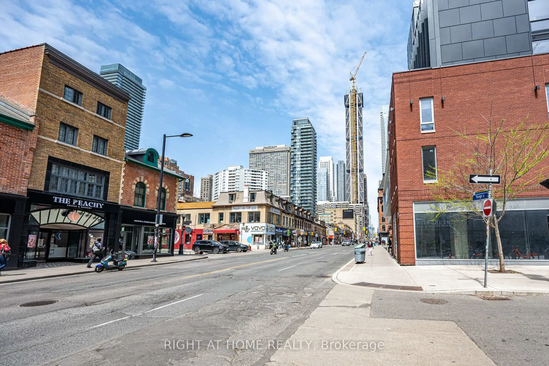 Photo 20 of Unit 802, 555 Yonge Street, Toronto, Church-Yonge Corridor — HOMEH
