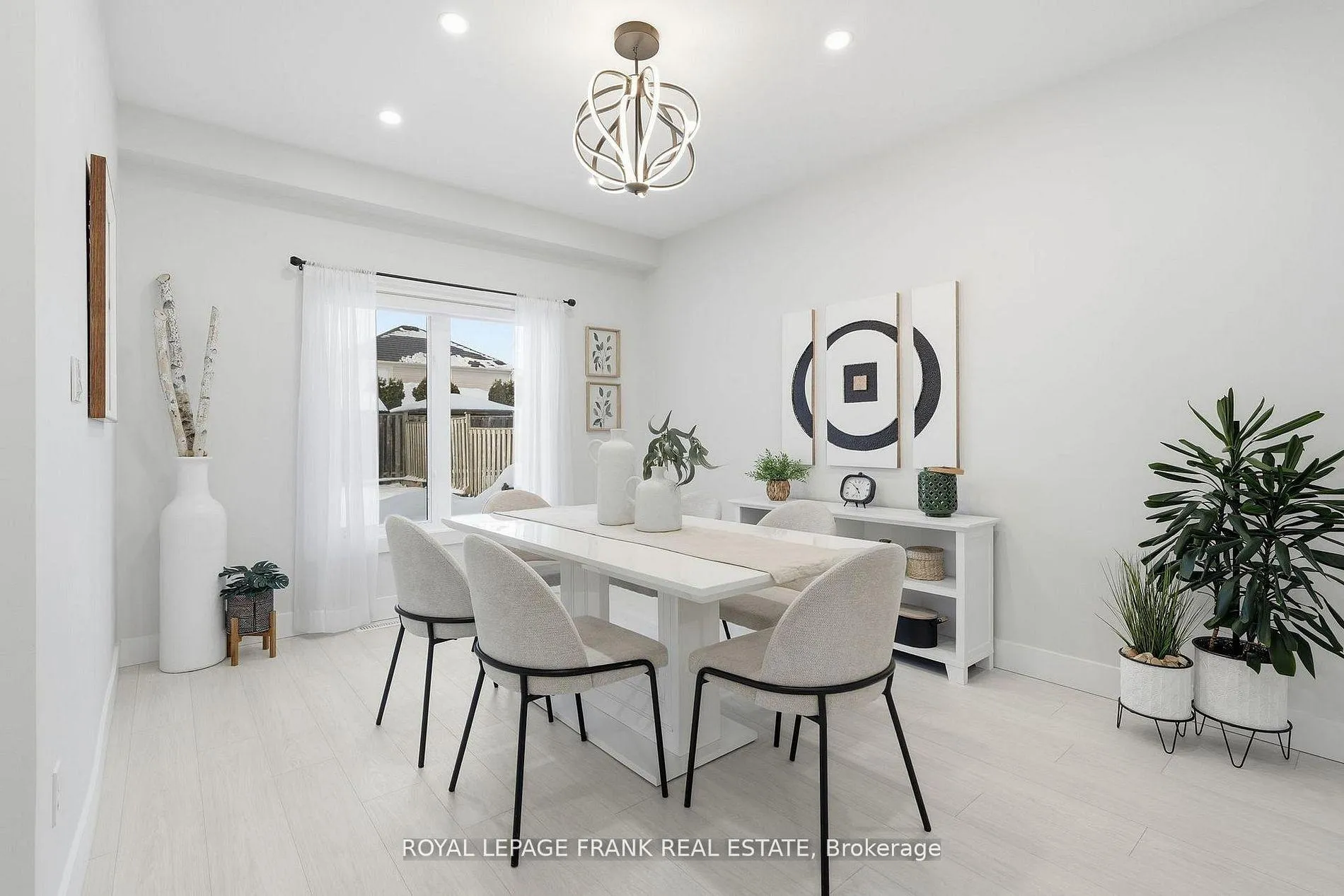 Photo 11 of 57 Rosena Lane, Uxbridge — HOMEH