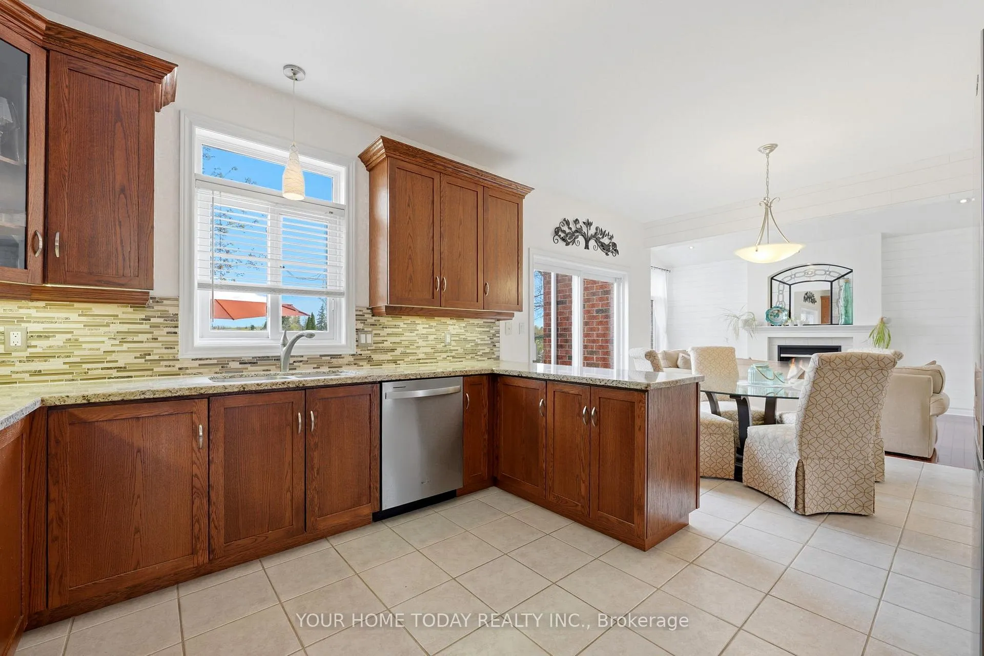 Photo 12 of 3 Nelles Street, Halton Hills, Acton — HOMEH