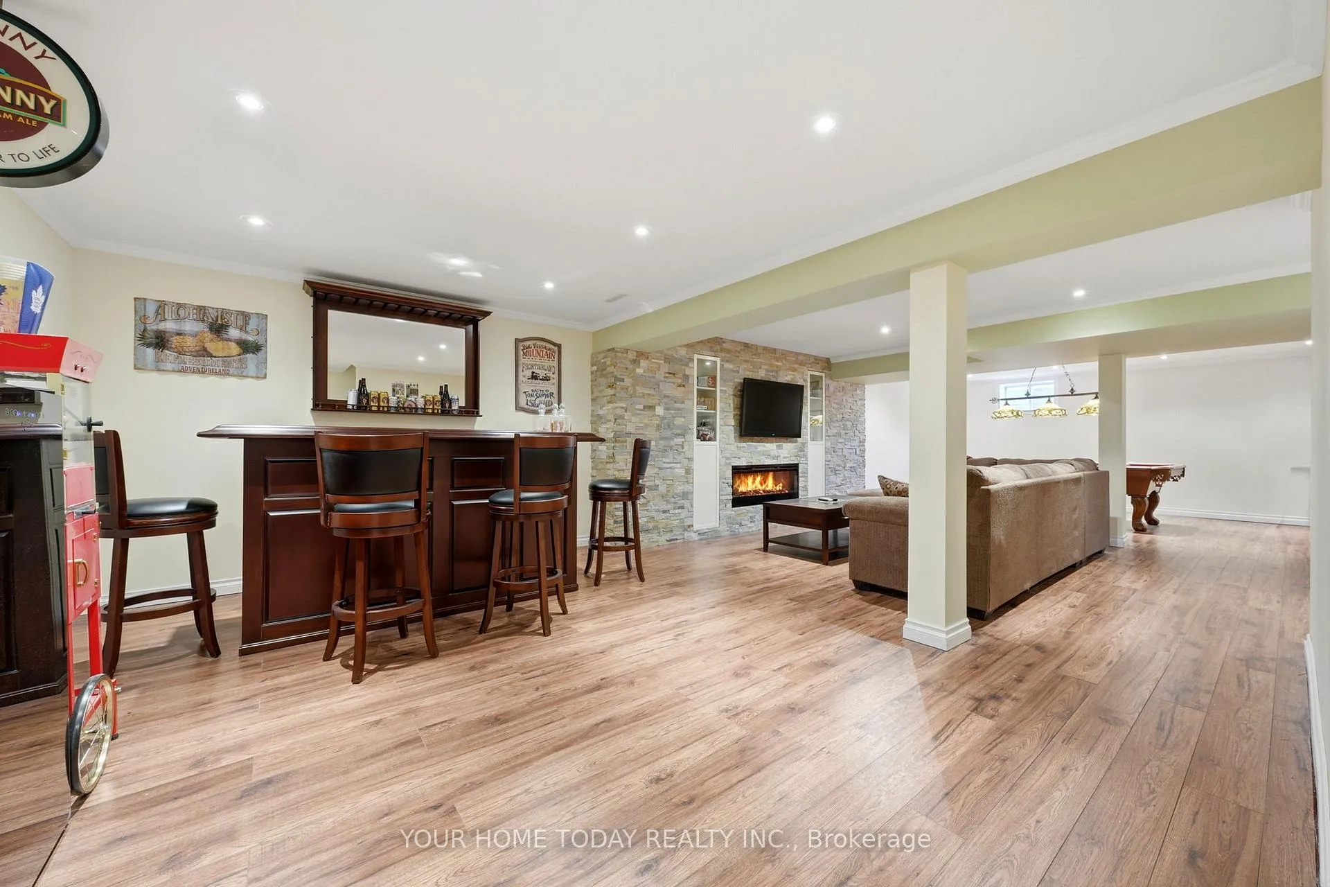 Photo 32 of 3 Nelles Street, Halton Hills, Acton — HOMEH