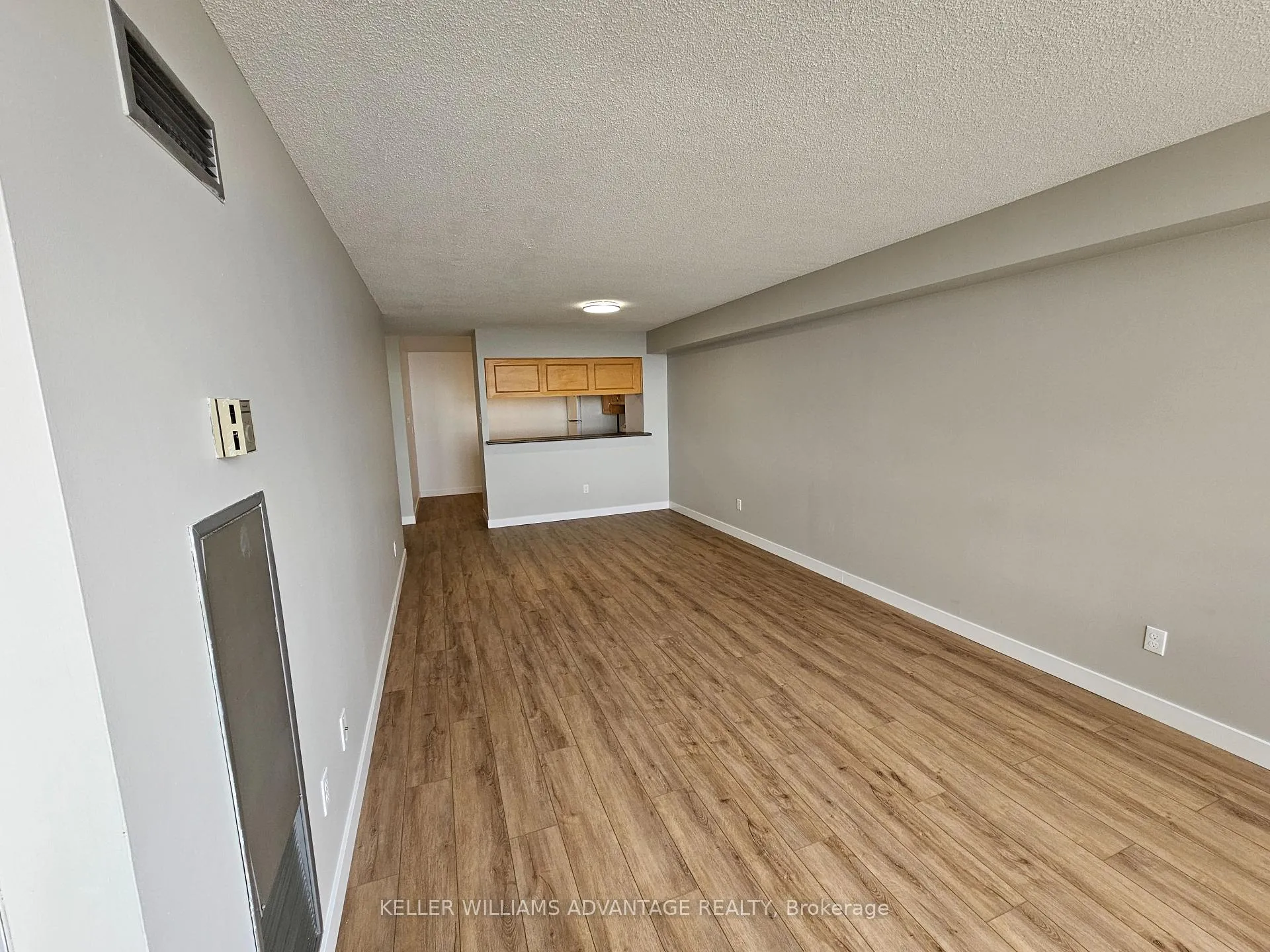 Photo 10 of Unit 1108, 26 Hanover Road, Brampton, Queen Street Corridor — HOMEH