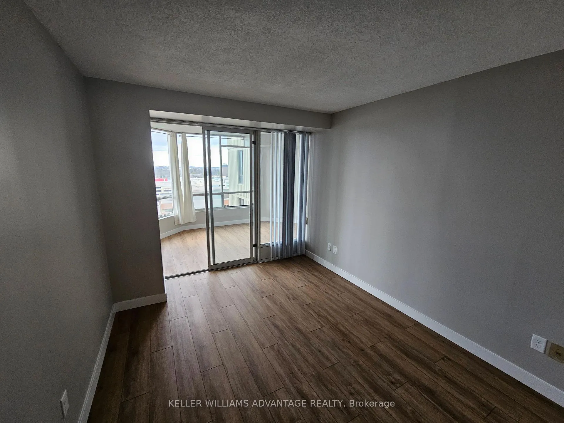 Photo 14 of Unit 1108, 26 Hanover Road, Brampton, Queen Street Corridor — HOMEH