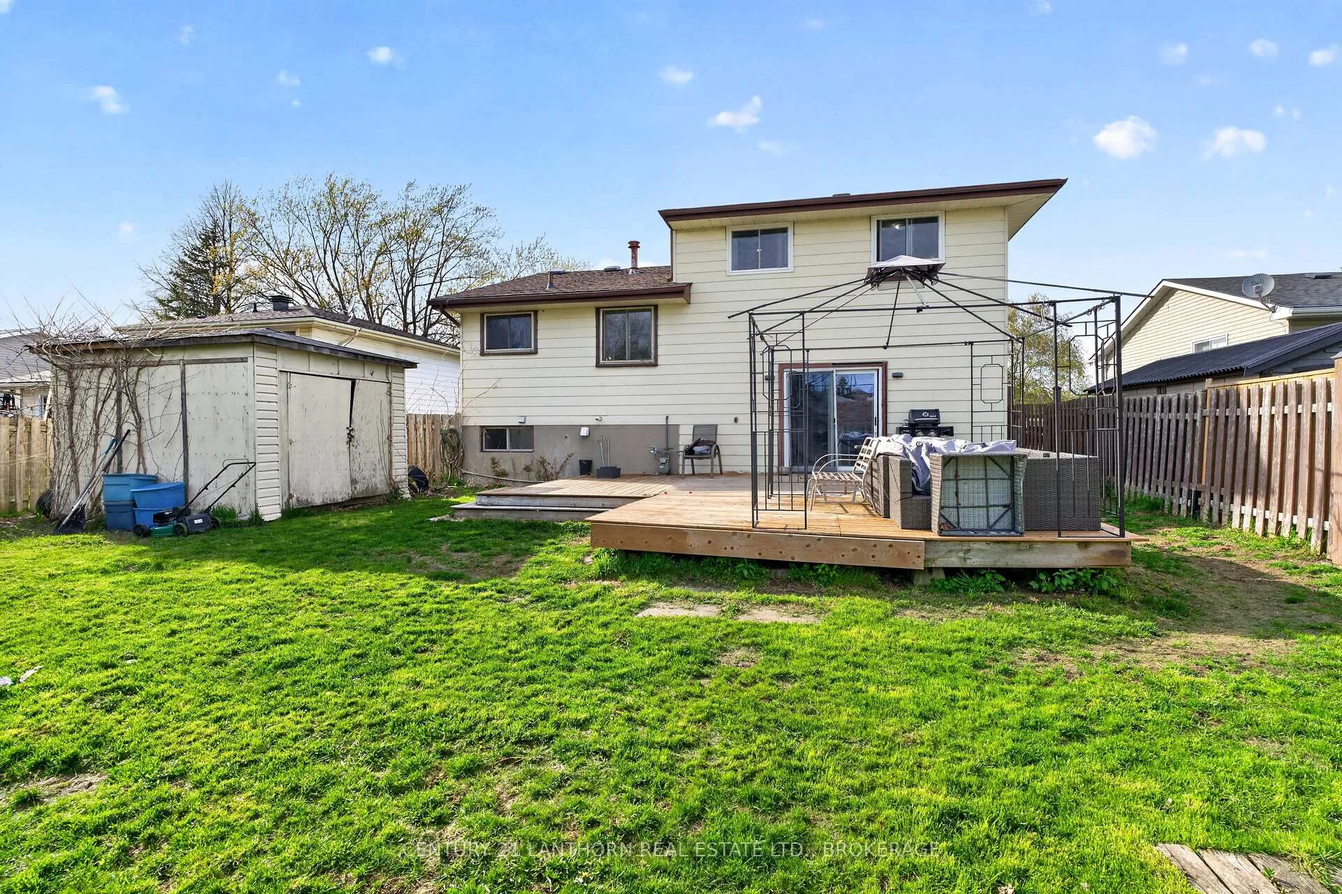 Photo 43 of 43 Mortensen Drive, Loyalist, Amherstview — HOMEH
