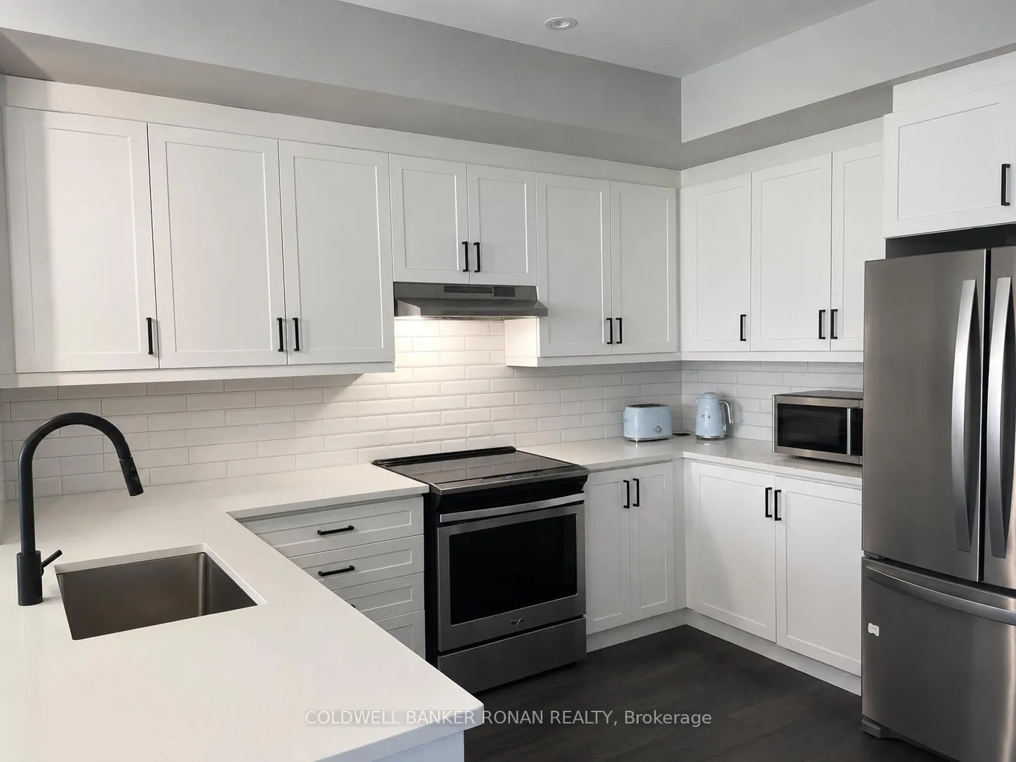 Photo 4 of 153 Walker Boulevard, New Tecumseth, Alliston — HOMEH