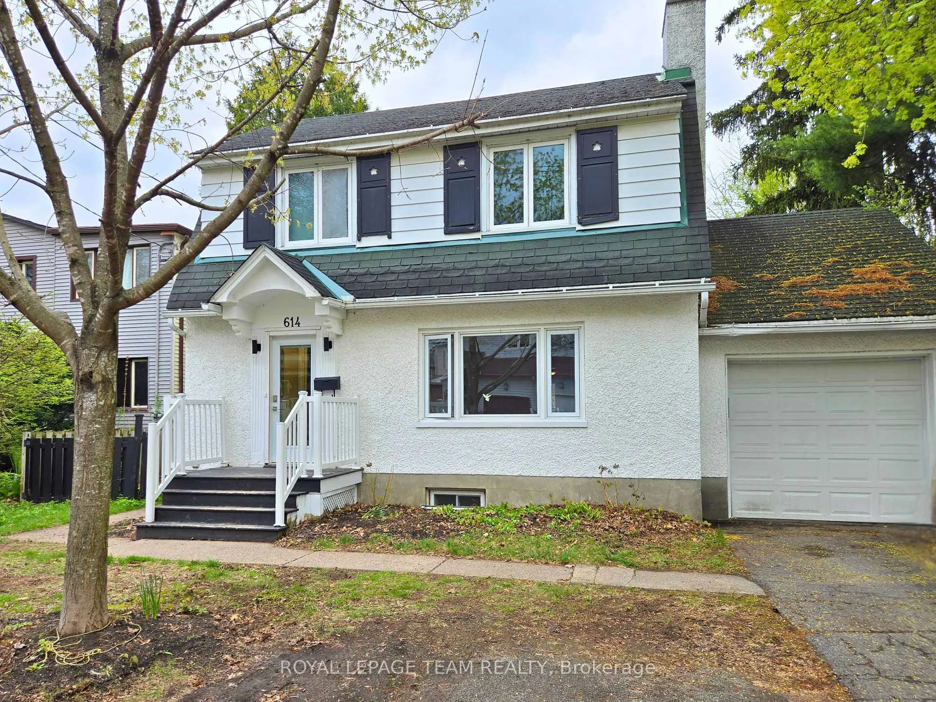 Photo 2 of 614 Melbourne Avenue, Ottawa, McKellar/Highland — HOMEH