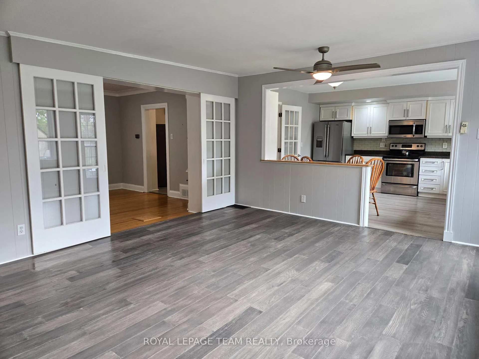 Photo 8 of 614 Melbourne Avenue, Ottawa, McKellar/Highland — HOMEH