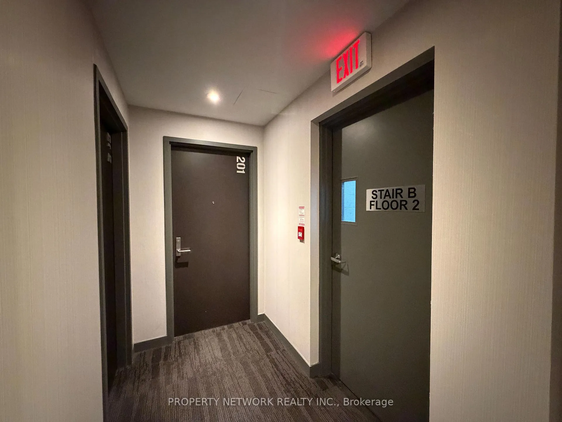 Photo 5 of Unit 201, 549 King Street E, Toronto, Moss Park — HOMEH