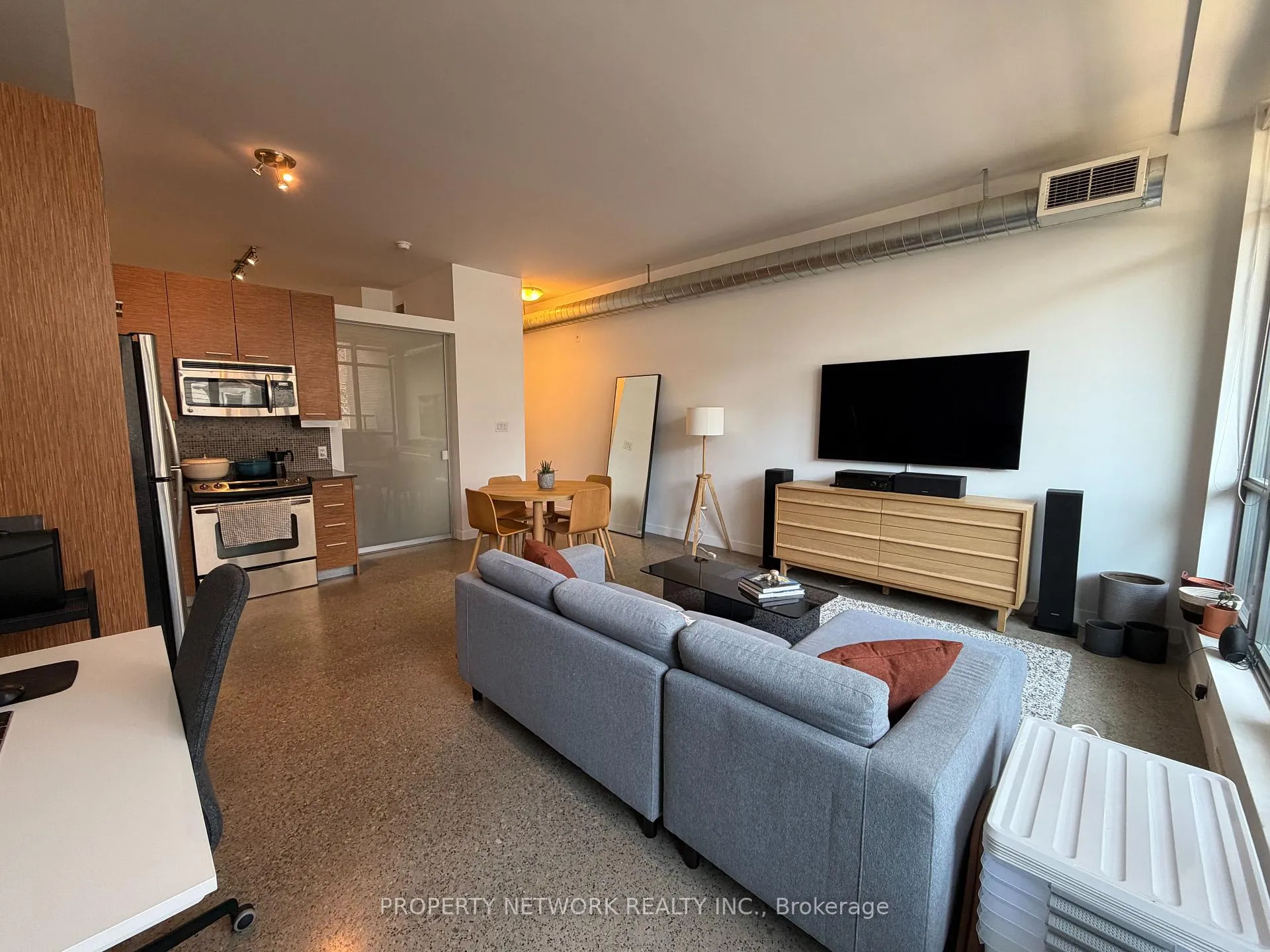 Photo 9 of Unit 201, 549 King Street E, Toronto, Moss Park — HOMEH