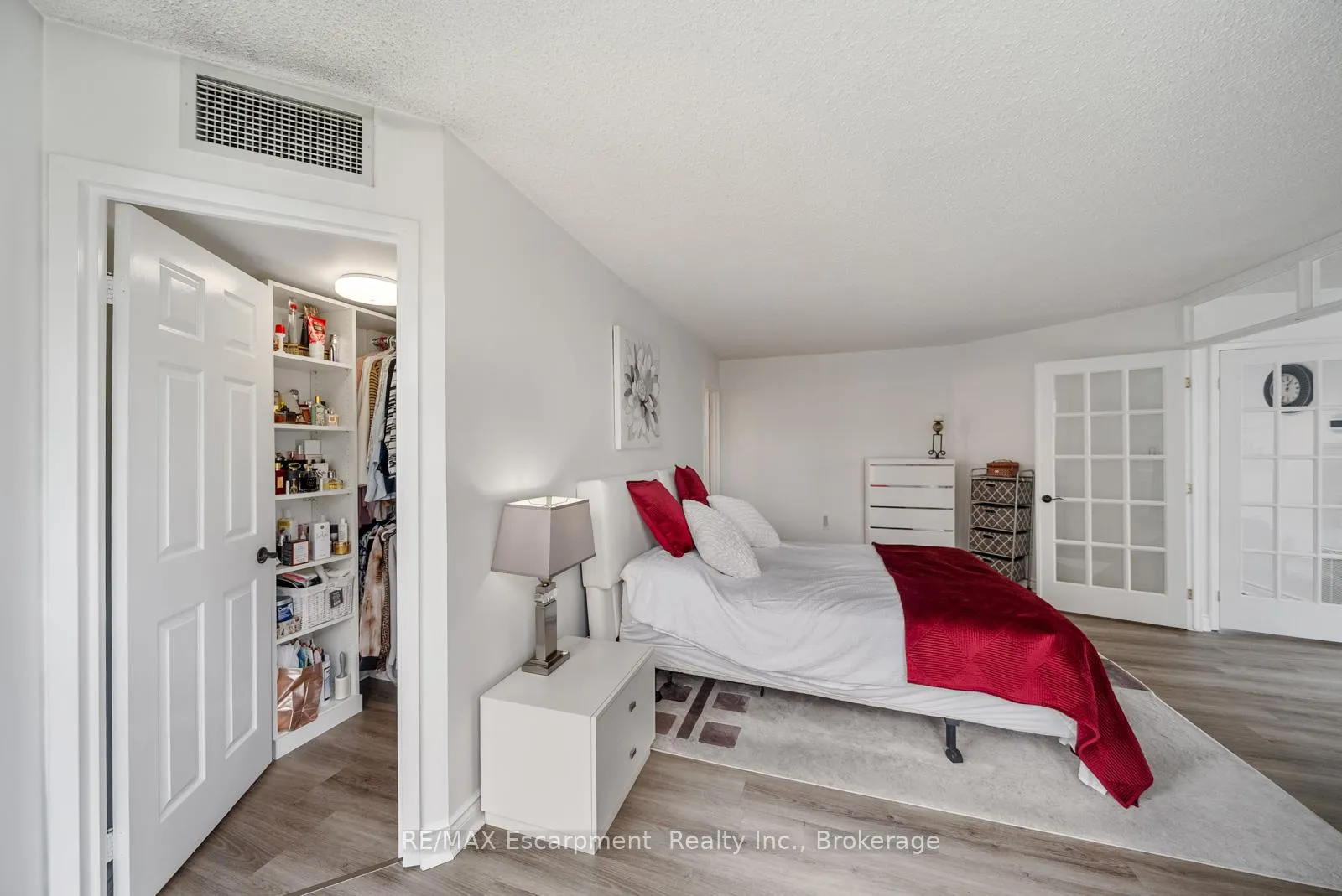 Photo 21 of Unit 301, 1237 North Shore Boulevard E, Burlington, Brant — HOMEH