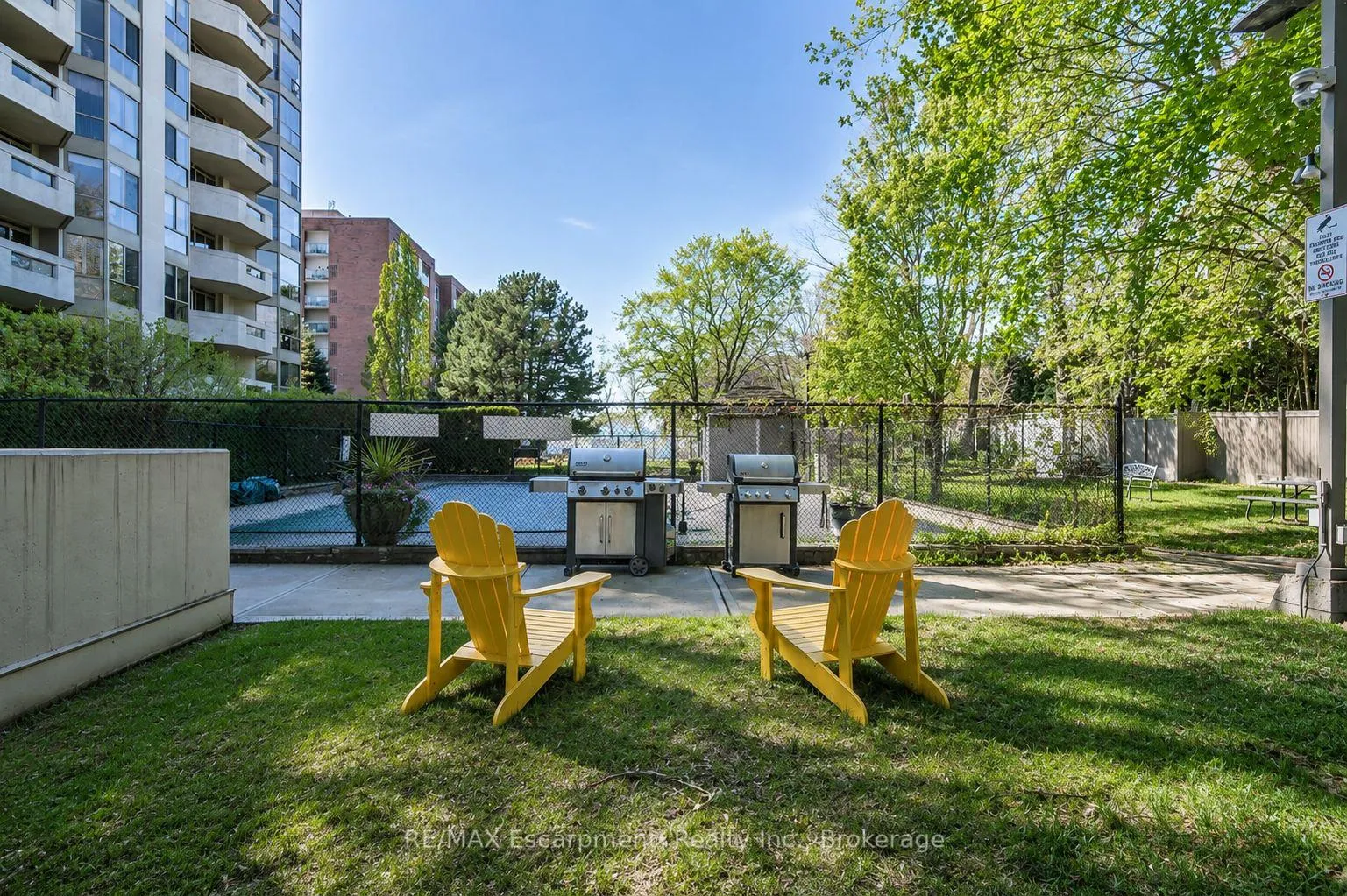 Photo 34 of Unit 301, 1237 North Shore Boulevard E, Burlington, Brant — HOMEH