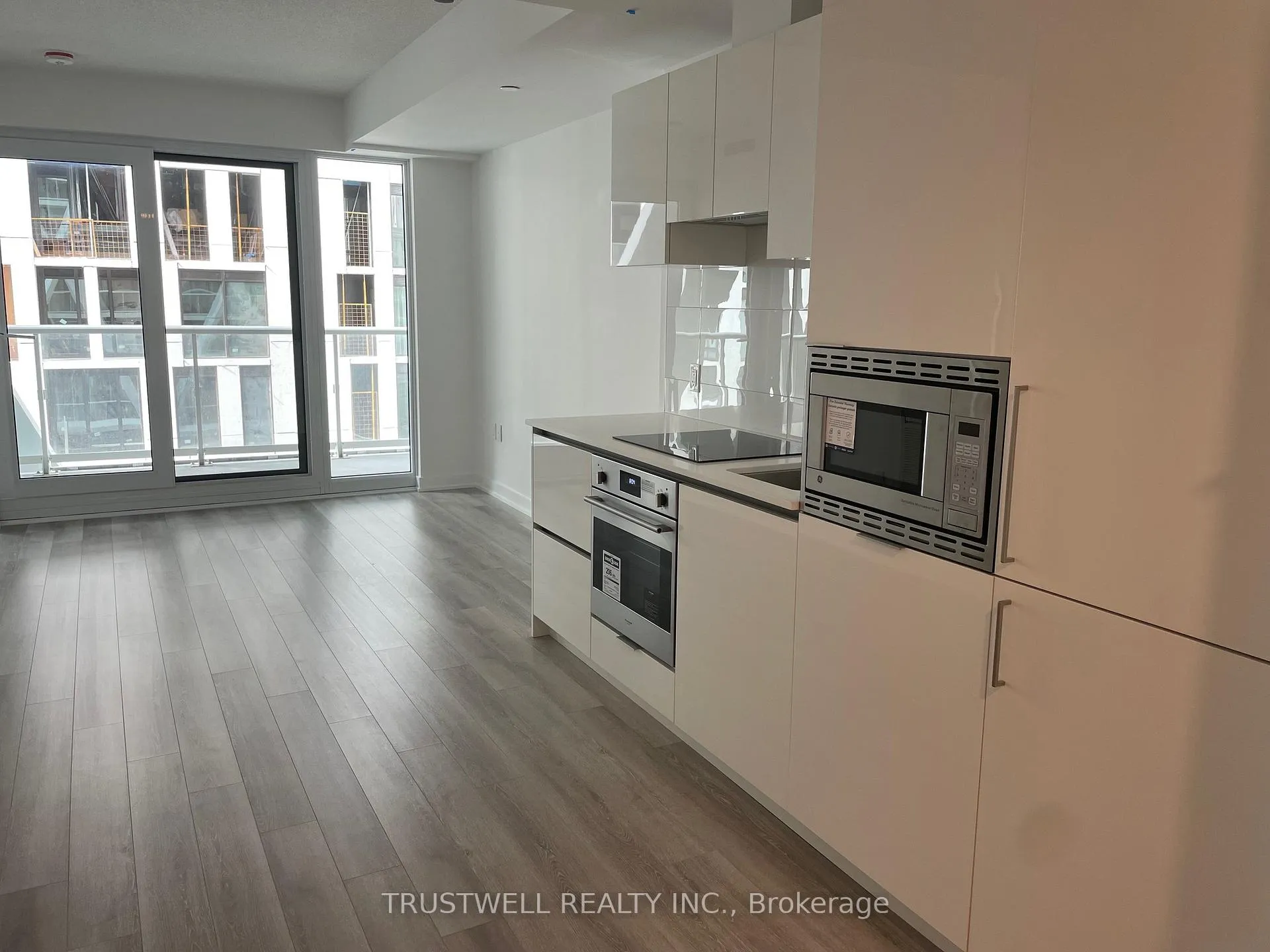 Photo 2 of Unit 923, 230 Simcoe Street, Toronto, Kensington-Chinatown — HOMEH