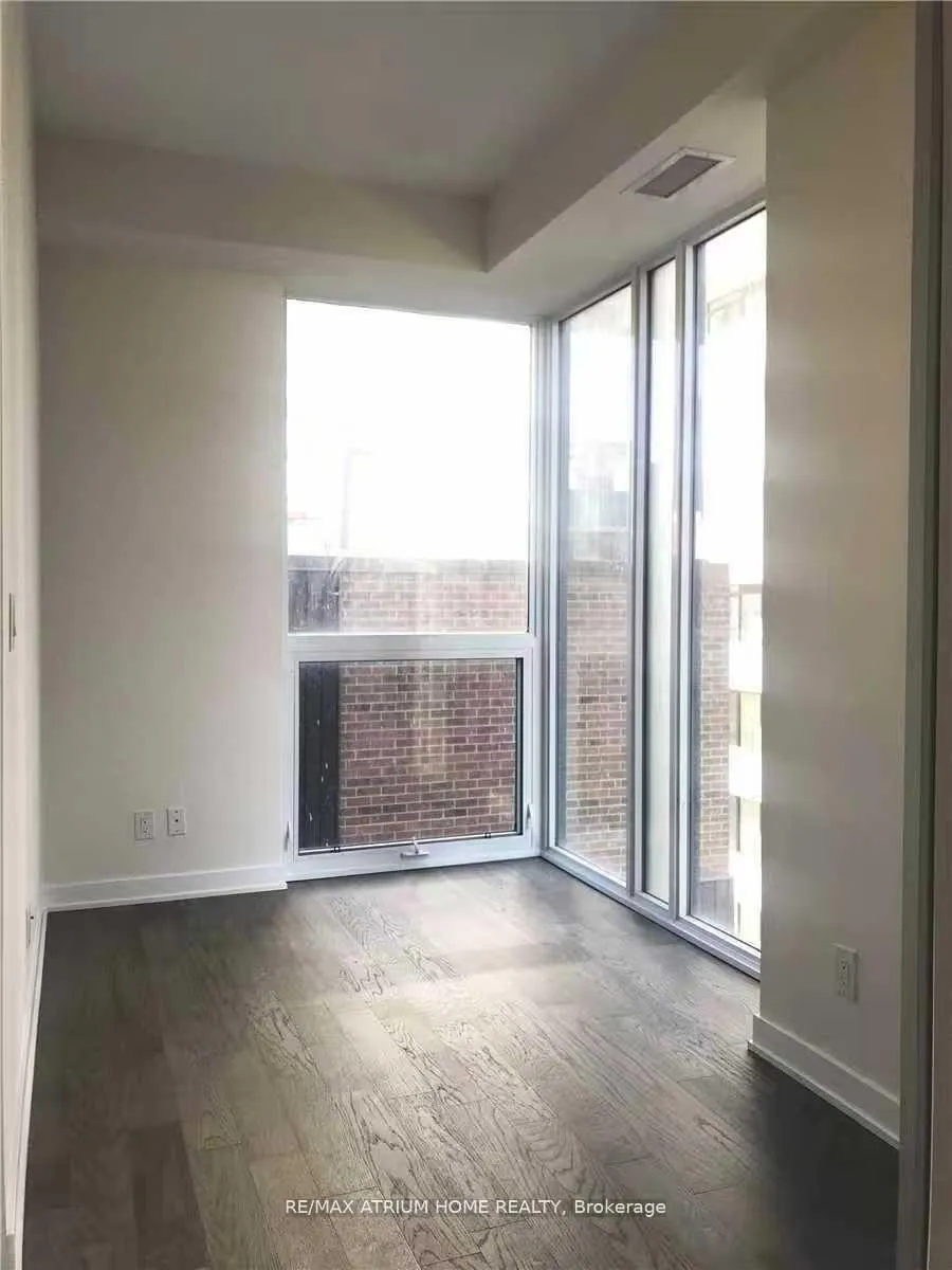 Photo 2 of Unit 808, 17 Dundonald Street, Toronto, Church-Yonge Corridor — HOMEH