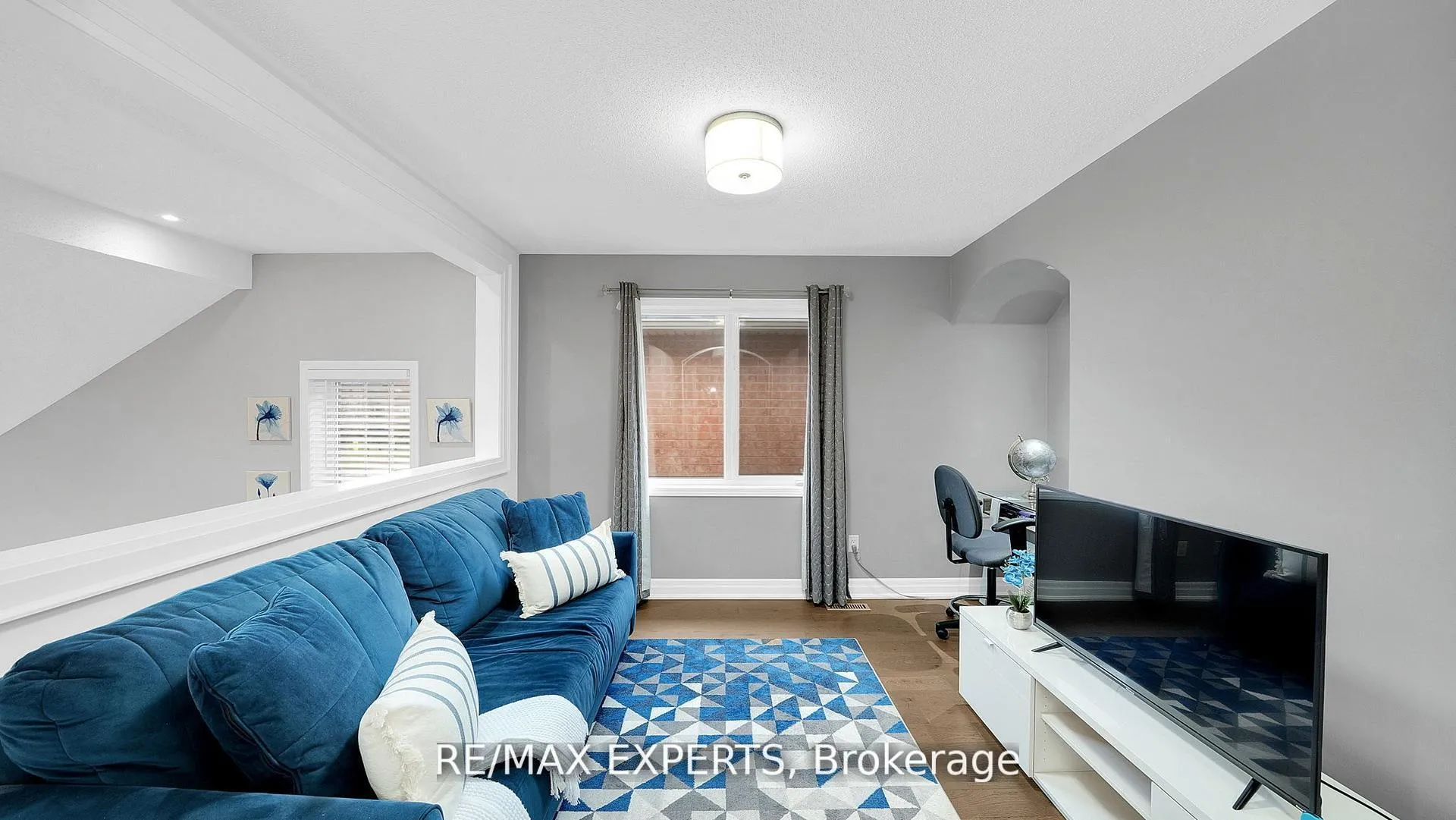 Photo 19 of 11 Crew Crescent, Vaughan, Maple — HOMEH