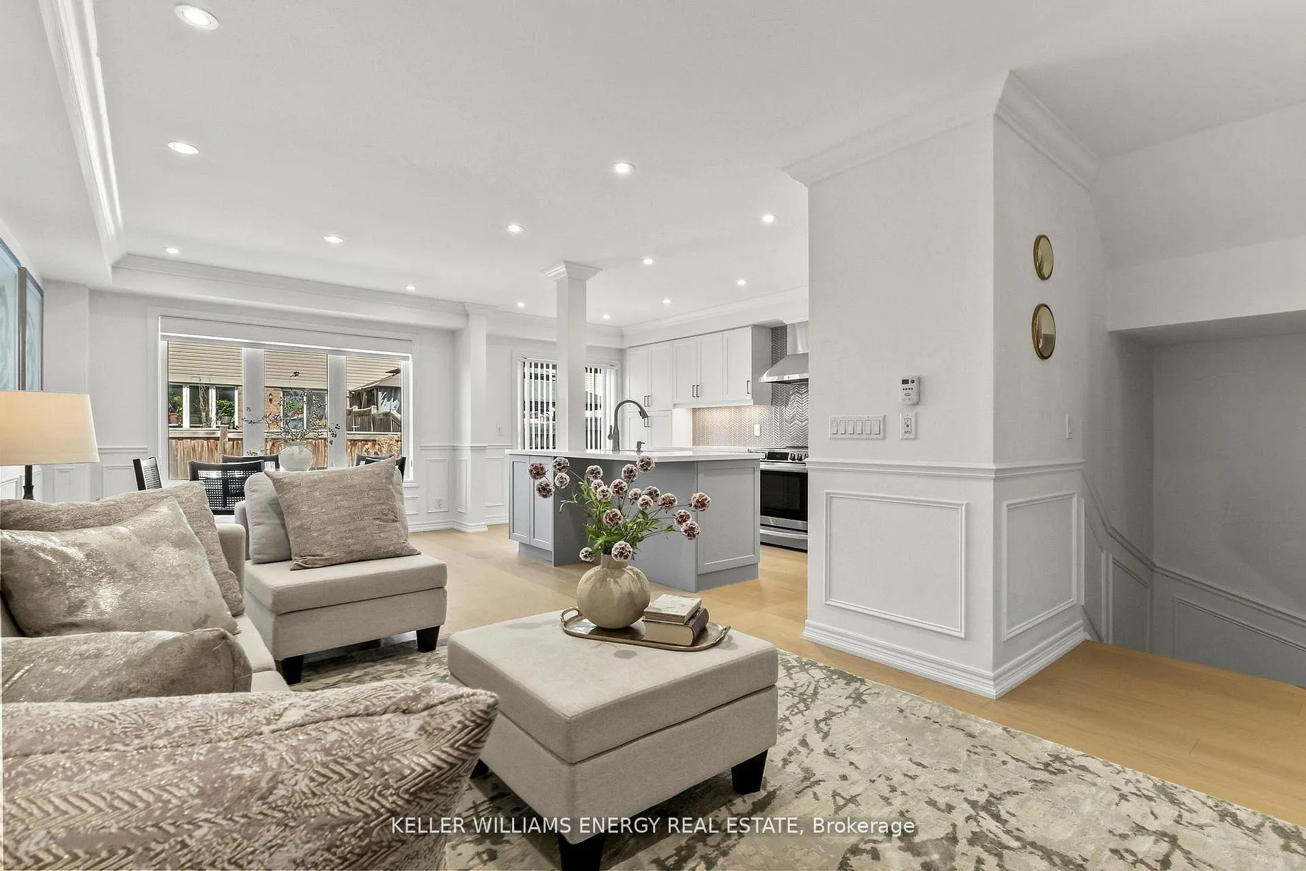 Photo 1 of 33 Tabaret Crescent, Oshawa, Windfields — HOMEH