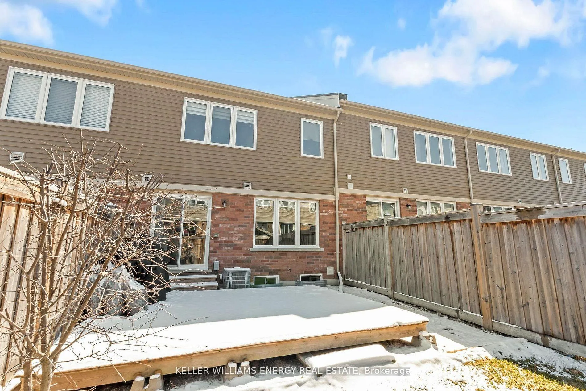 Photo 26 of 33 Tabaret Crescent, Oshawa, Windfields — HOMEH