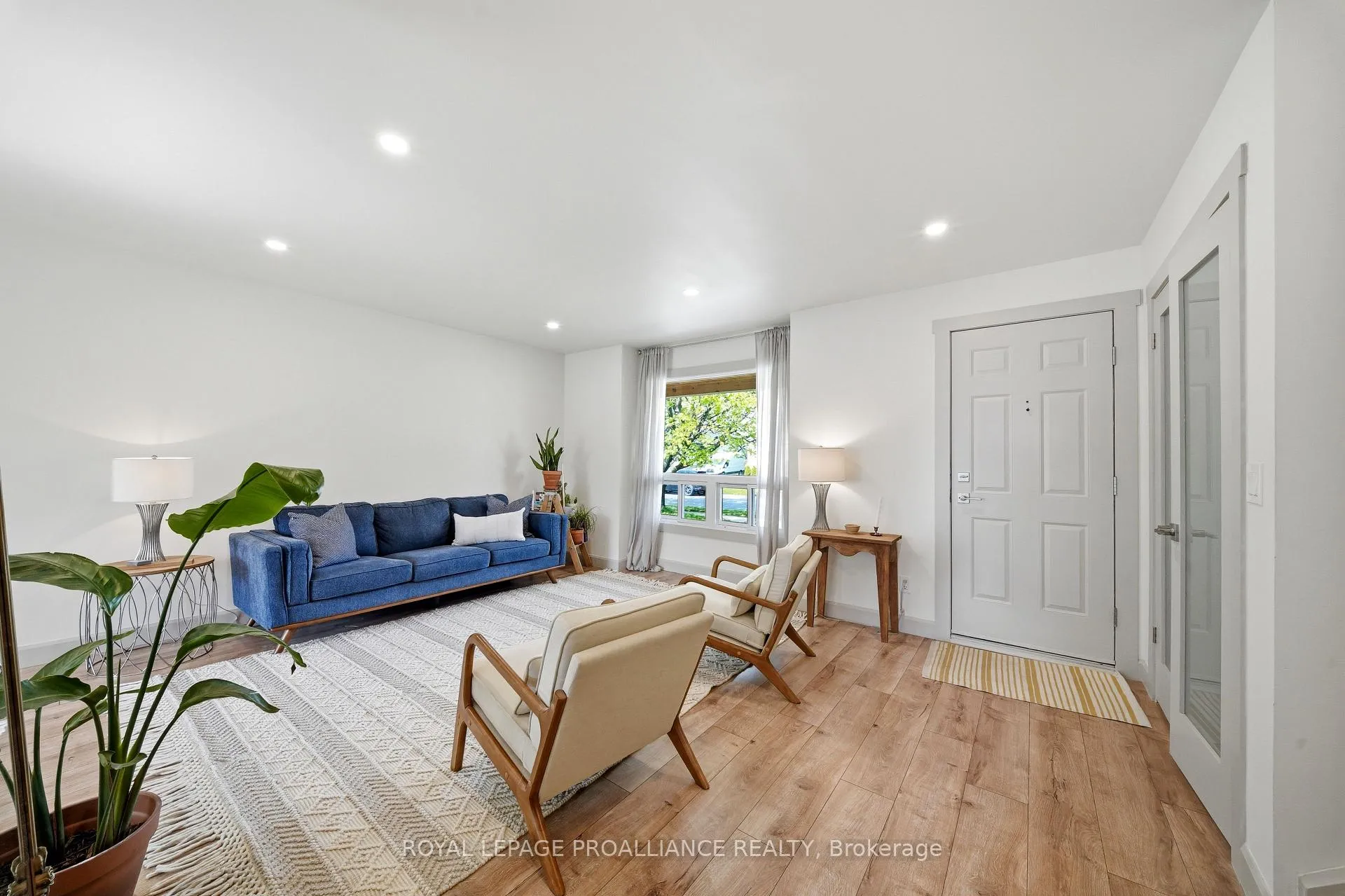 Photo 5 of 18 Alnet Drive, Belleville, Belleville Ward — HOMEH