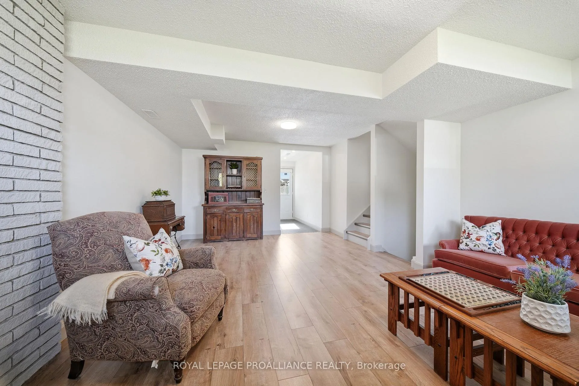 Photo 29 of 18 Alnet Drive, Belleville, Belleville Ward — HOMEH