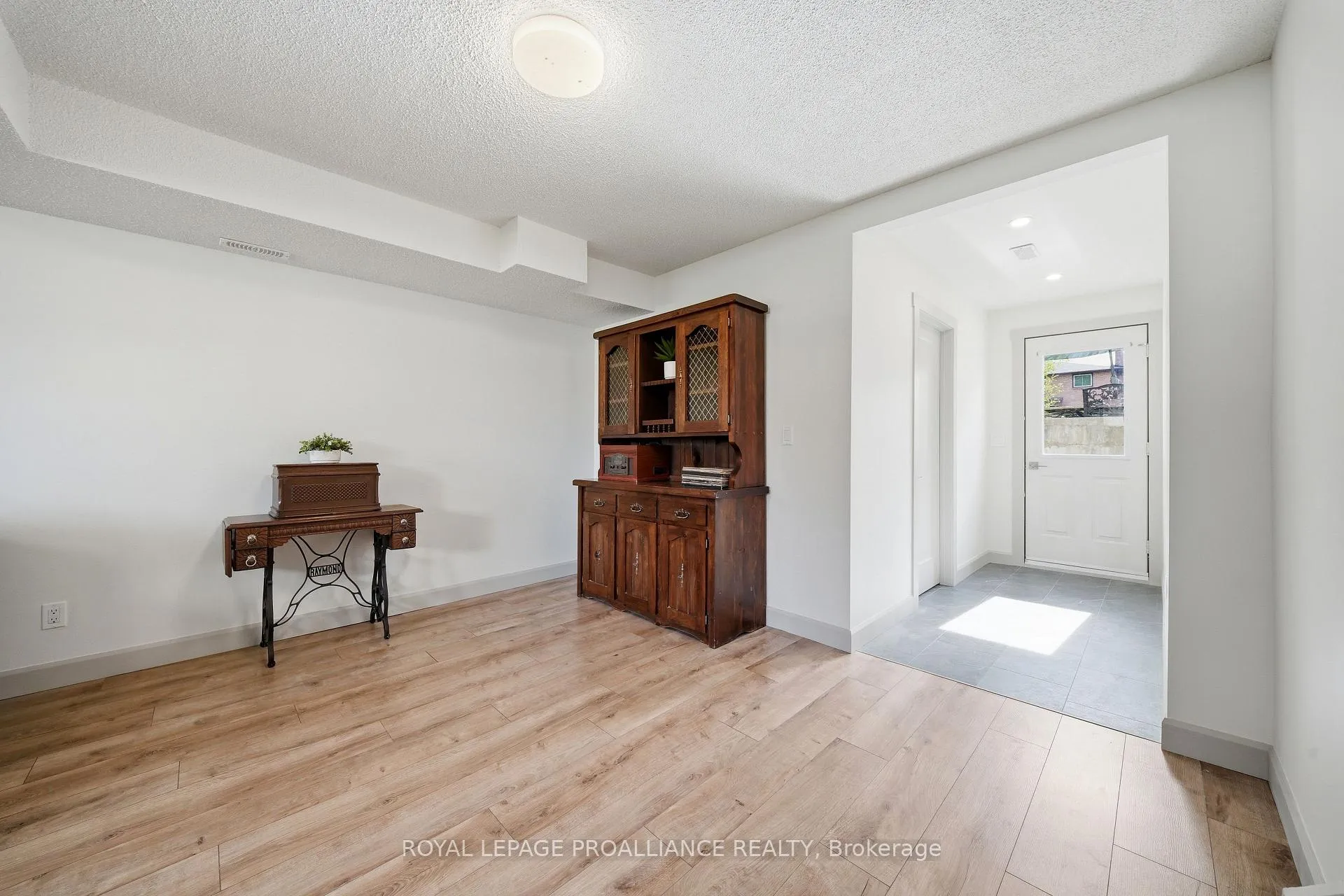 Photo 30 of 18 Alnet Drive, Belleville, Belleville Ward — HOMEH